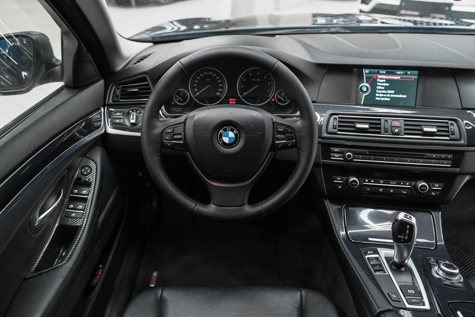 BMW 5 серии 2012, синий, ДЦ Орехово