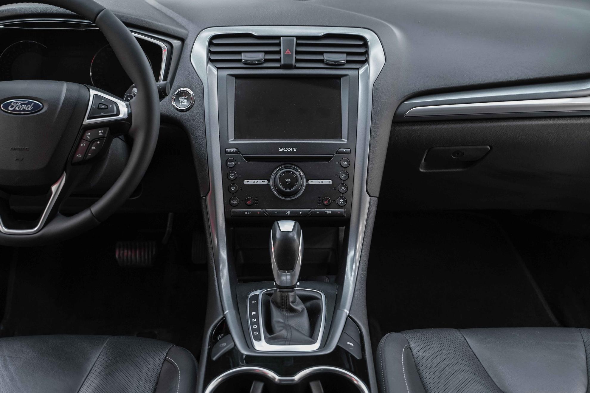 Ford Mondeo 2016, черный, ДЦ Орехово