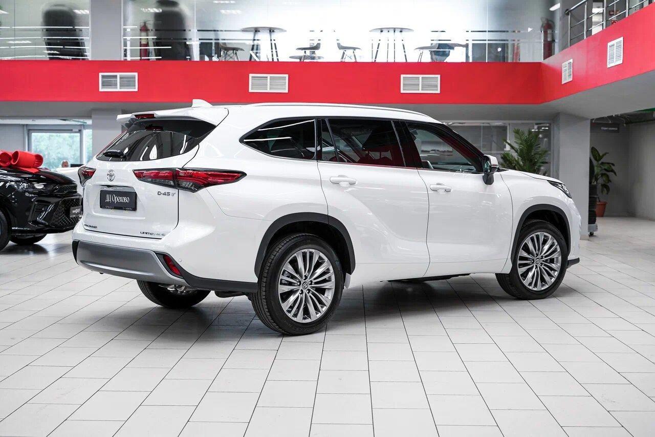 Toyota Highlander 2025, белый, ДЦ Орехово