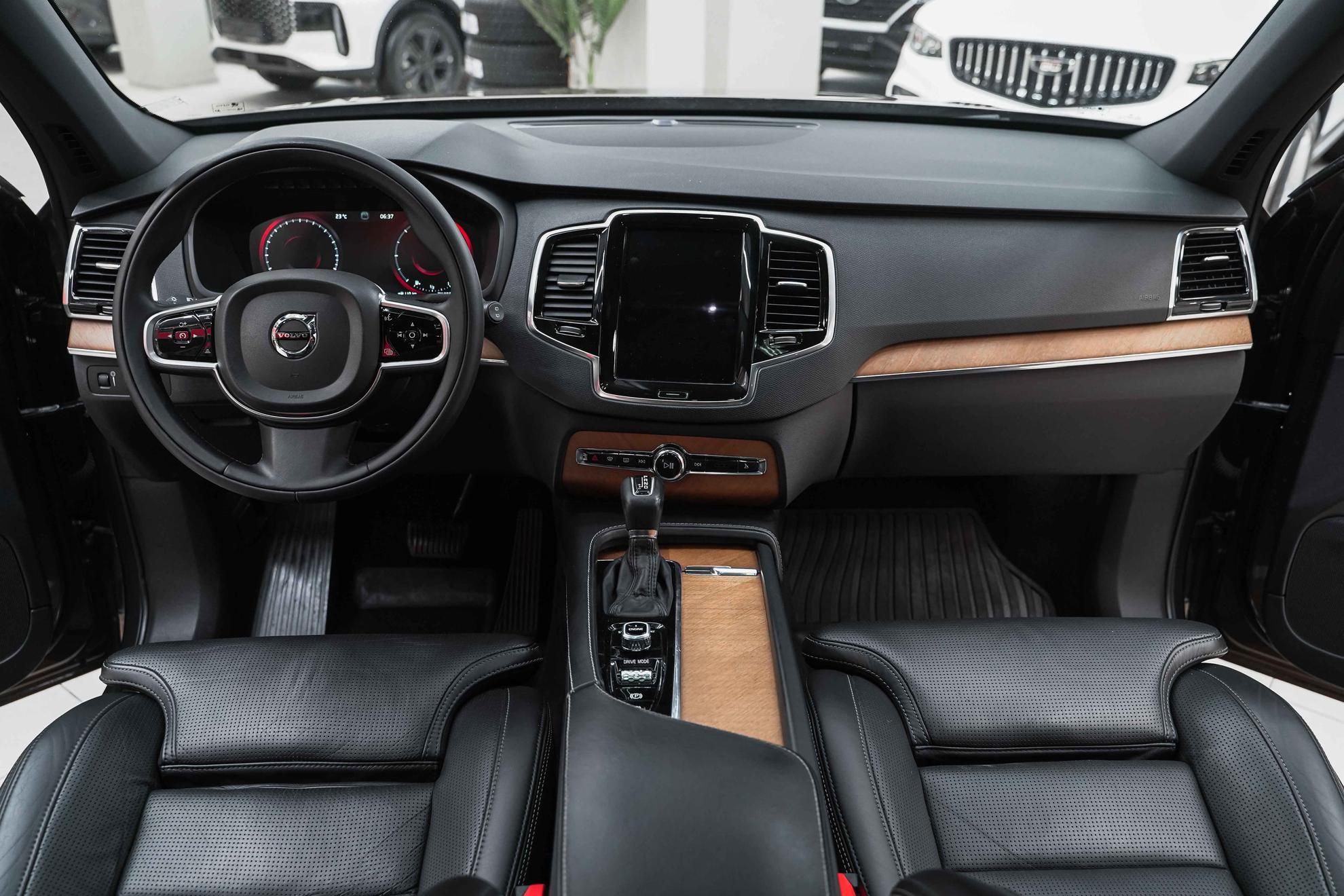 Volvo XC90 2016, коричневый, ДЦ Орехово
