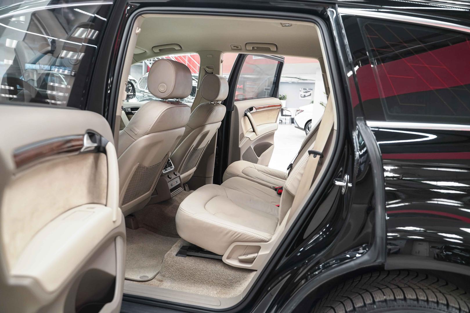 Audi Q7 2013, черный, ДЦ Орехово