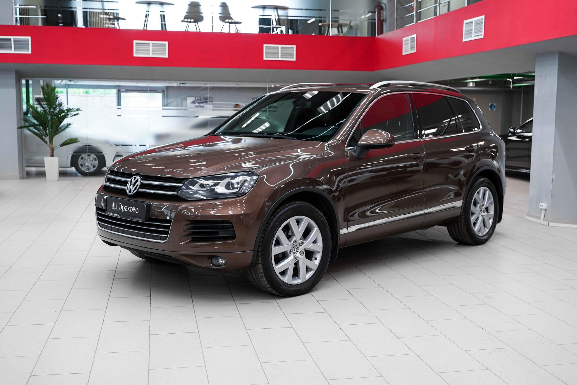 Volkswagen Touareg 2014, коричневый, ДЦ Орехово
