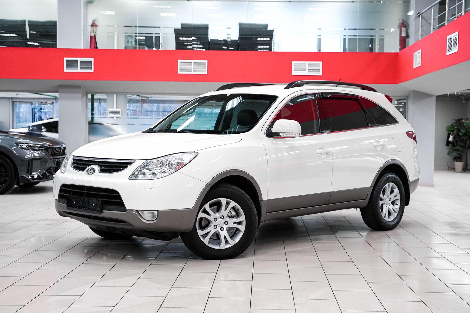 Hyundai ix55 2011, белый, ДЦ Орехово