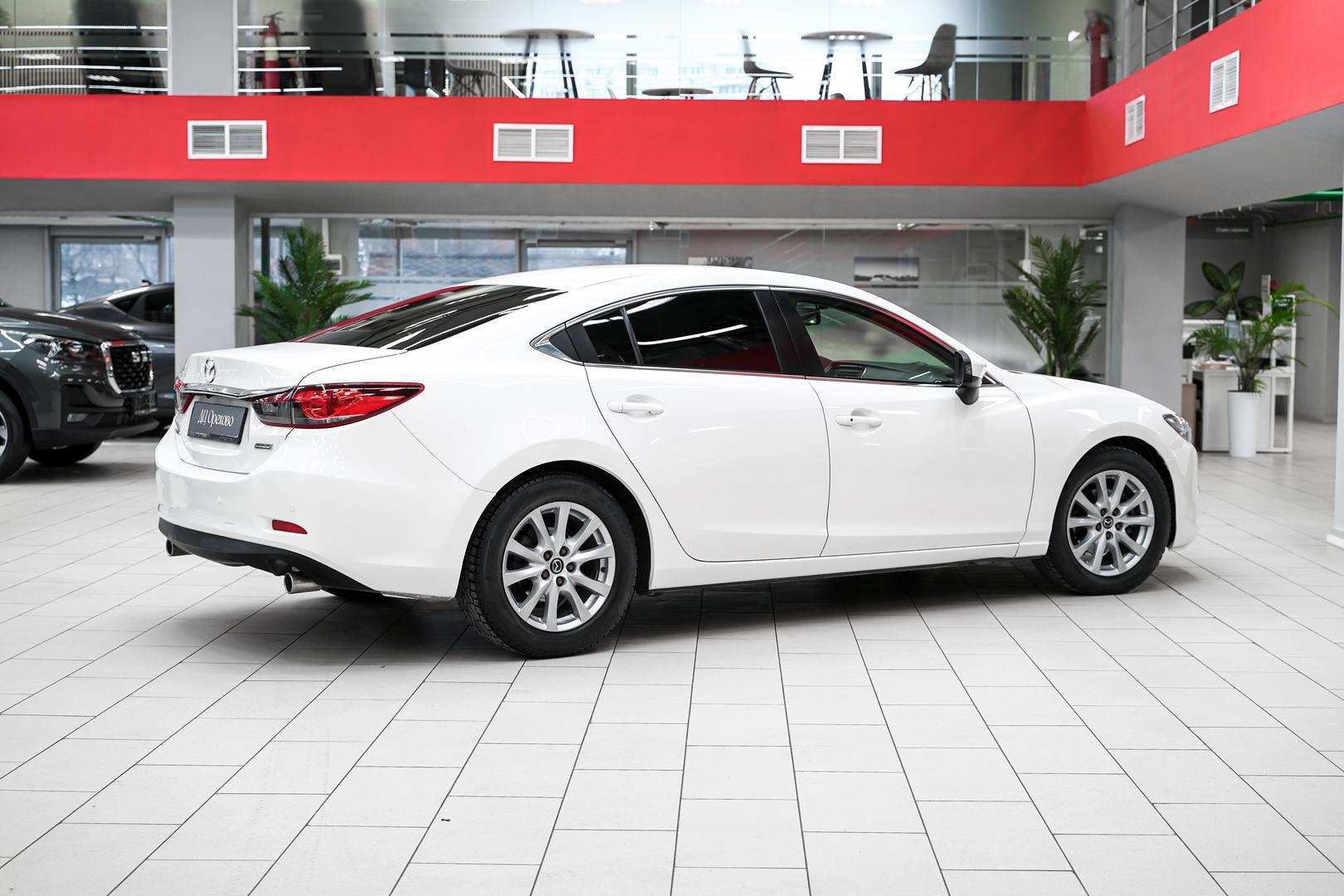 Mazda 6 2013, белый, ДЦ Орехово