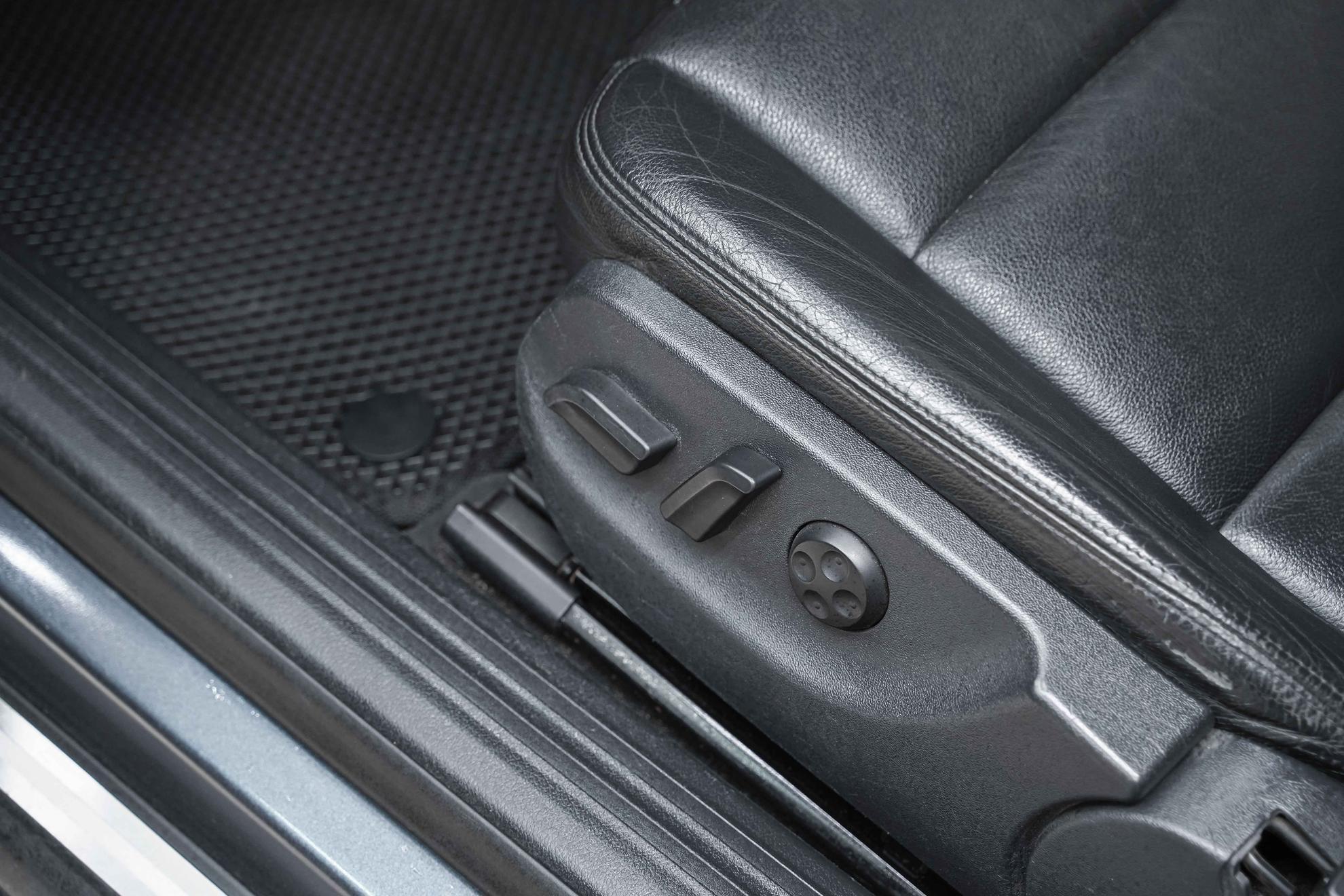 Audi A6 2006, серый, ДЦ Орехово