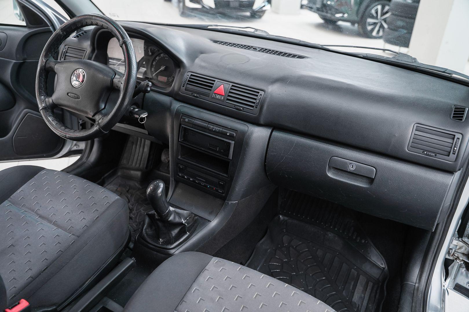 Skoda Octavia 2008, серебряный, ДЦ Орехово