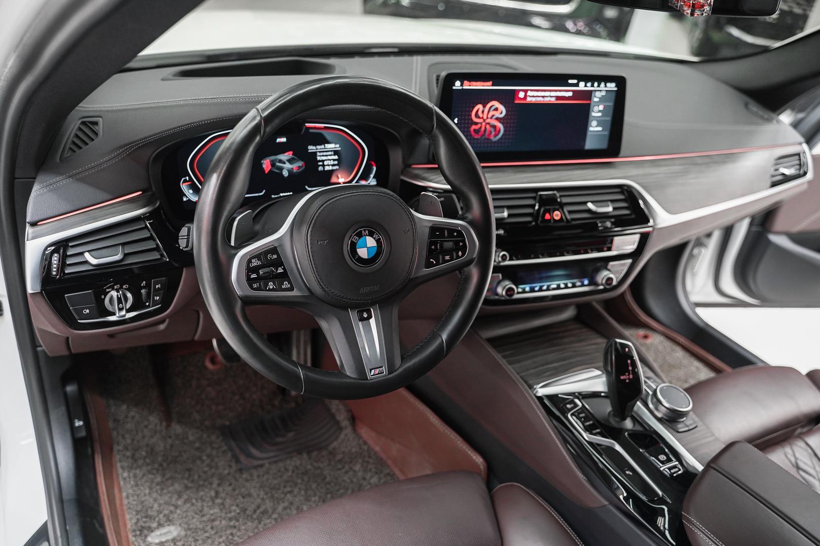 BMW 5 серии 2021, белый, ДЦ Орехово