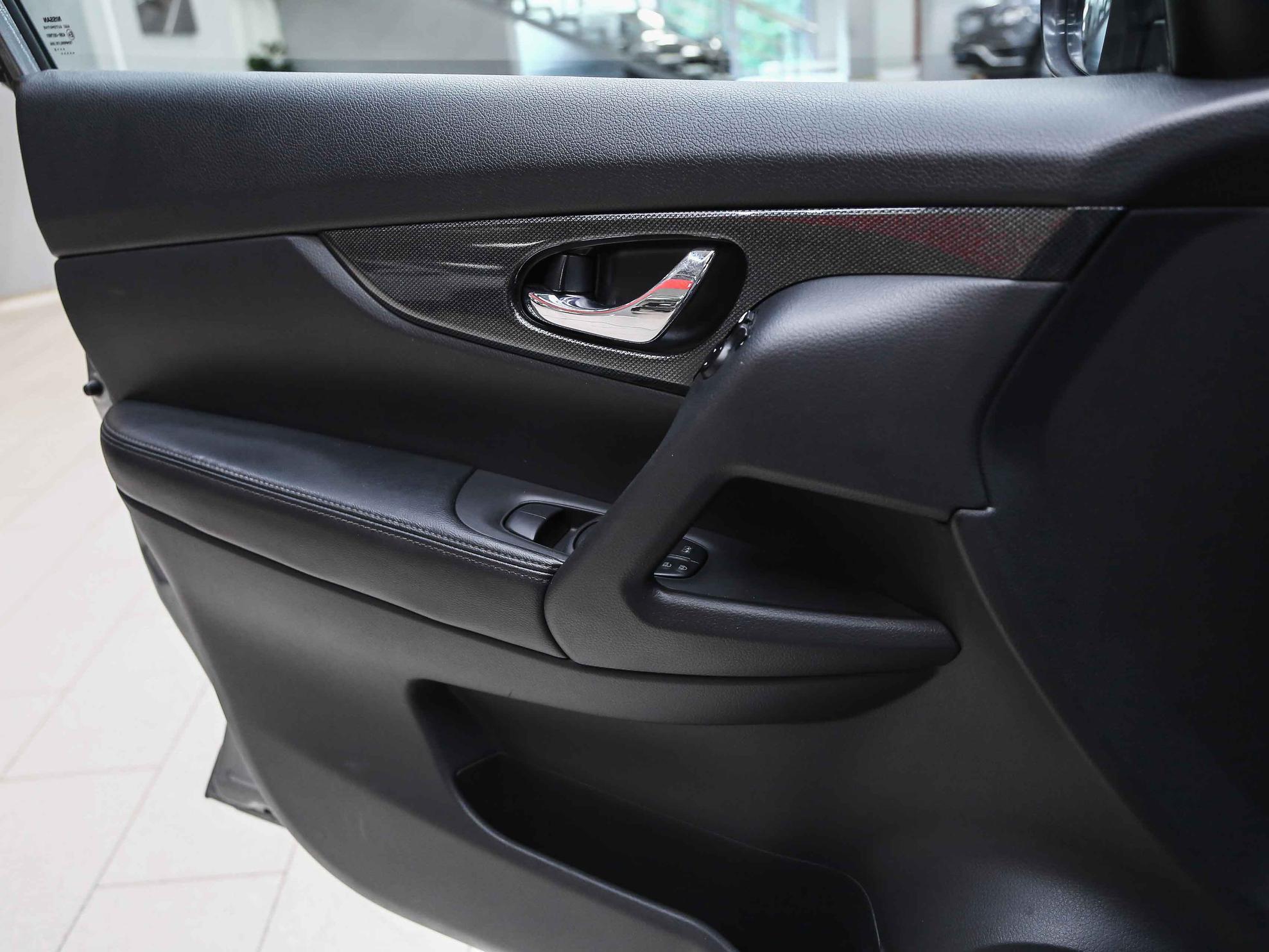 Nissan X-Trail 2015, серый, ДЦ Орехово