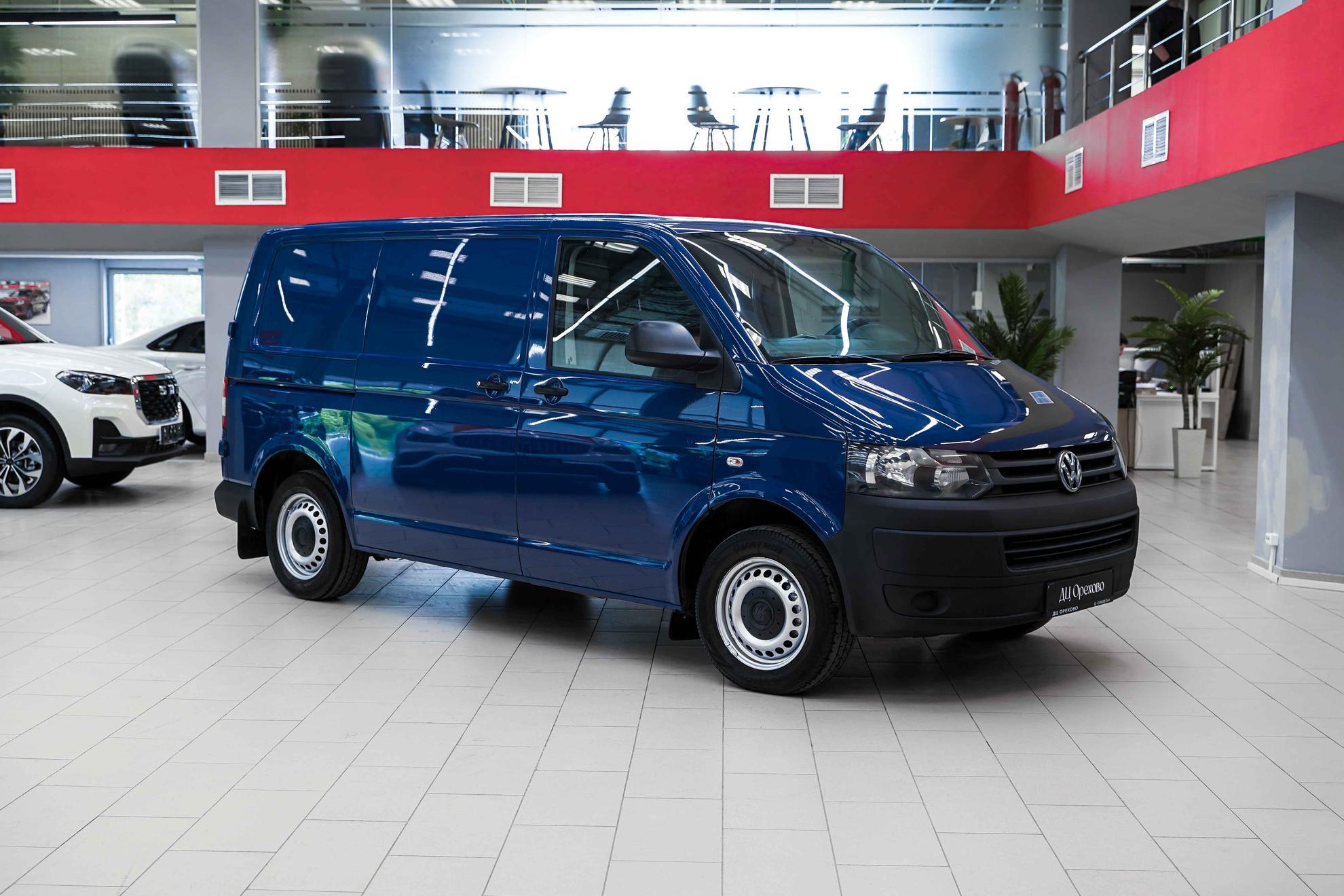 Volkswagen Transporter 2011, синий, ДЦ Орехово