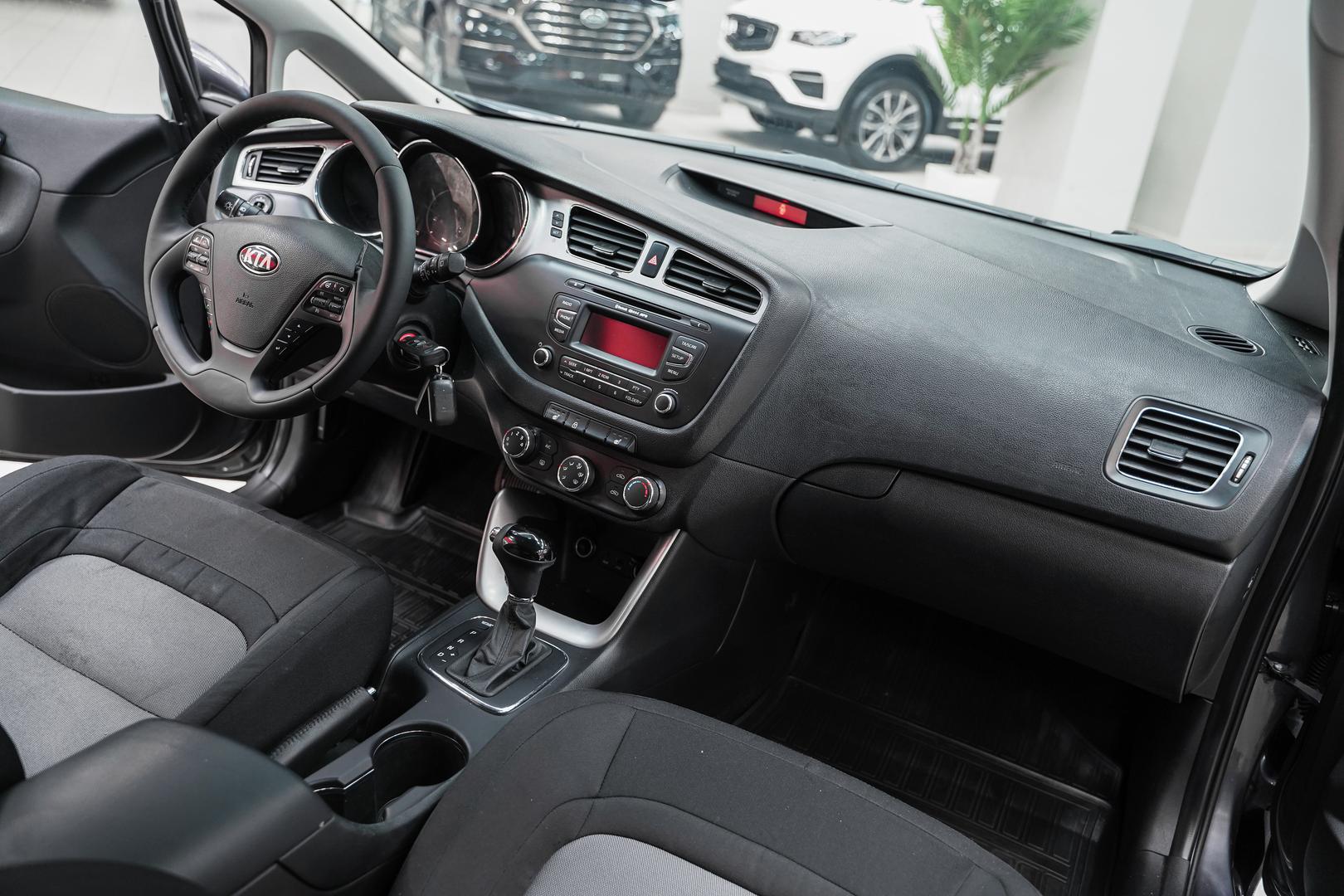 Kia Ceed 2013, серый, ДЦ Орехово