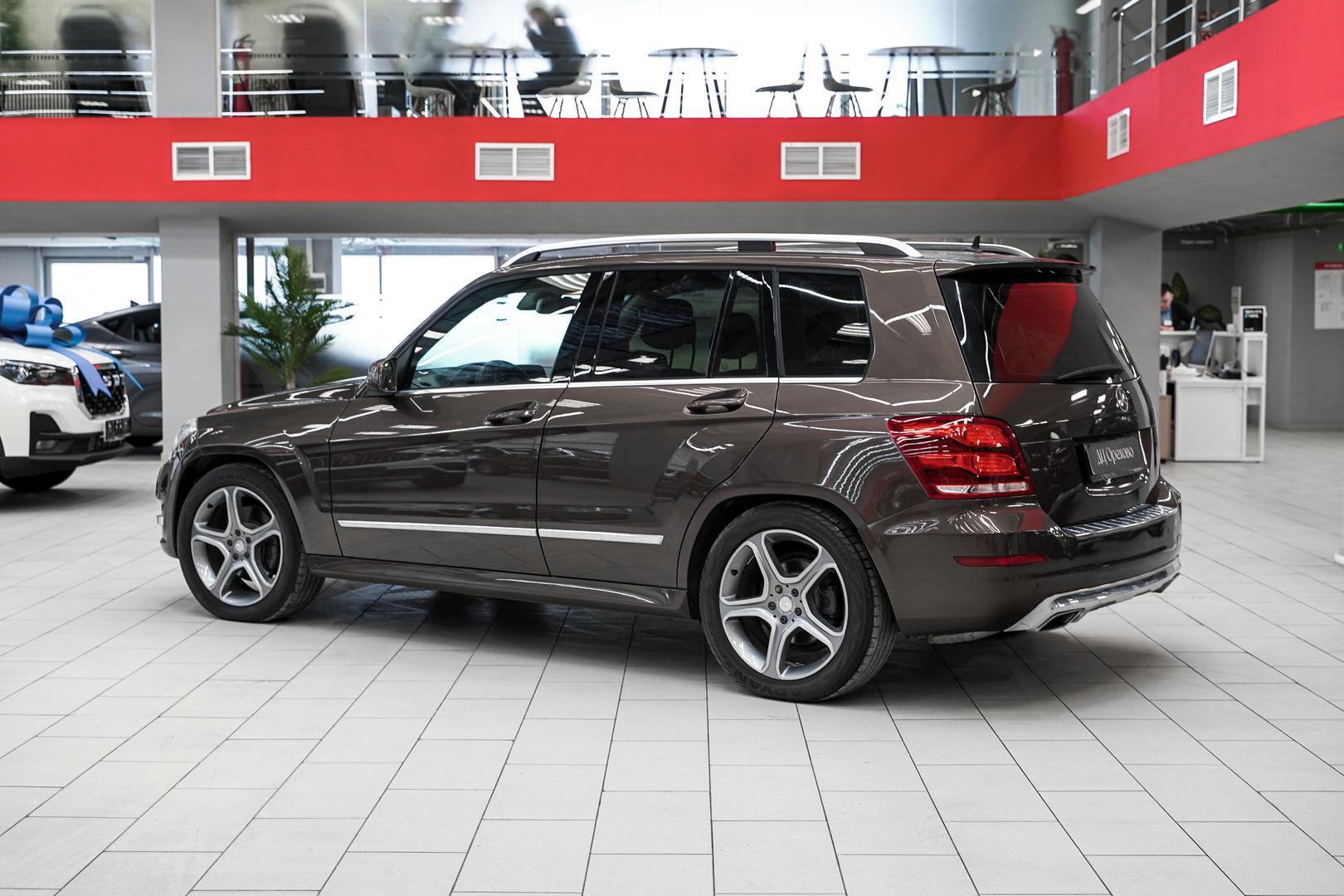 Mercedes-Benz GLK-Класс 2013, коричневый, ДЦ Орехово