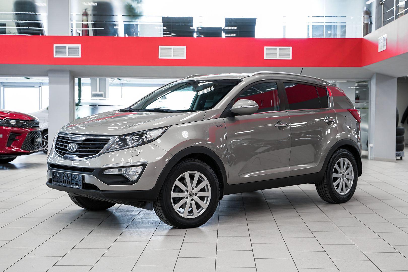 Kia Sportage 2012, серебряный, ДЦ Орехово