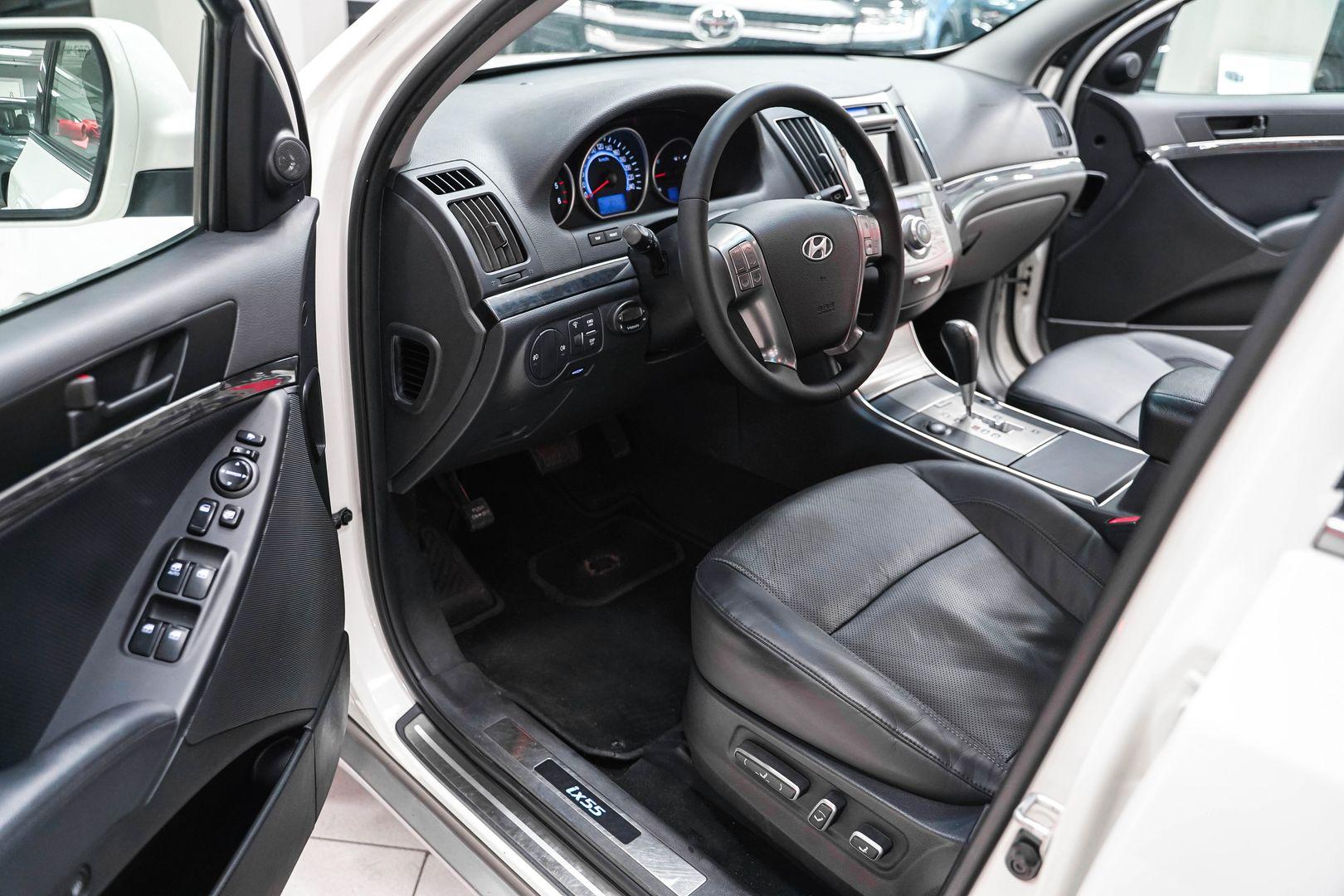 Hyundai ix55 2011, белый, ДЦ Орехово