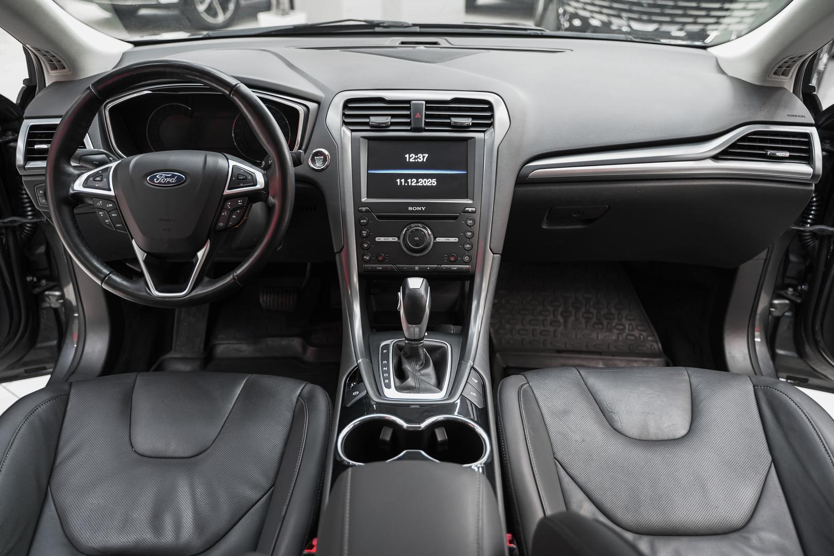 Ford Mondeo 2015, серый, ДЦ Орехово