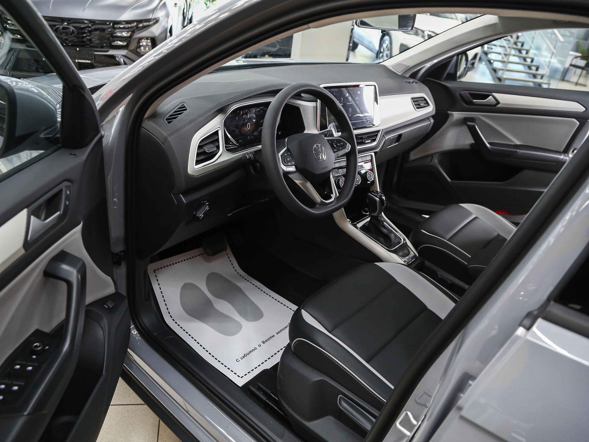 Volkswagen T-Roc 2026, серый, ДЦ Орехово