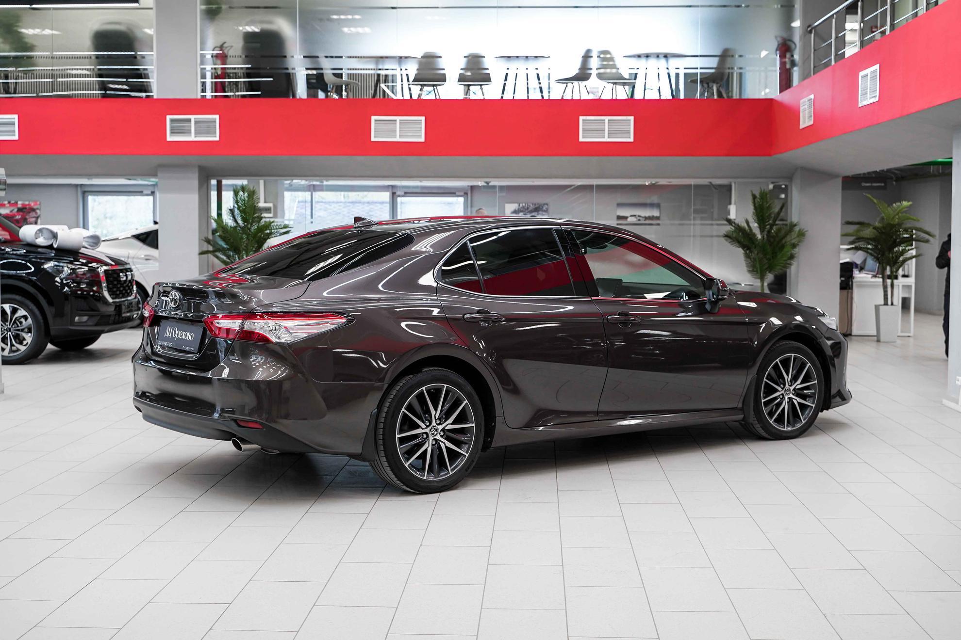 Toyota Camry 2021, коричневый, ДЦ Орехово