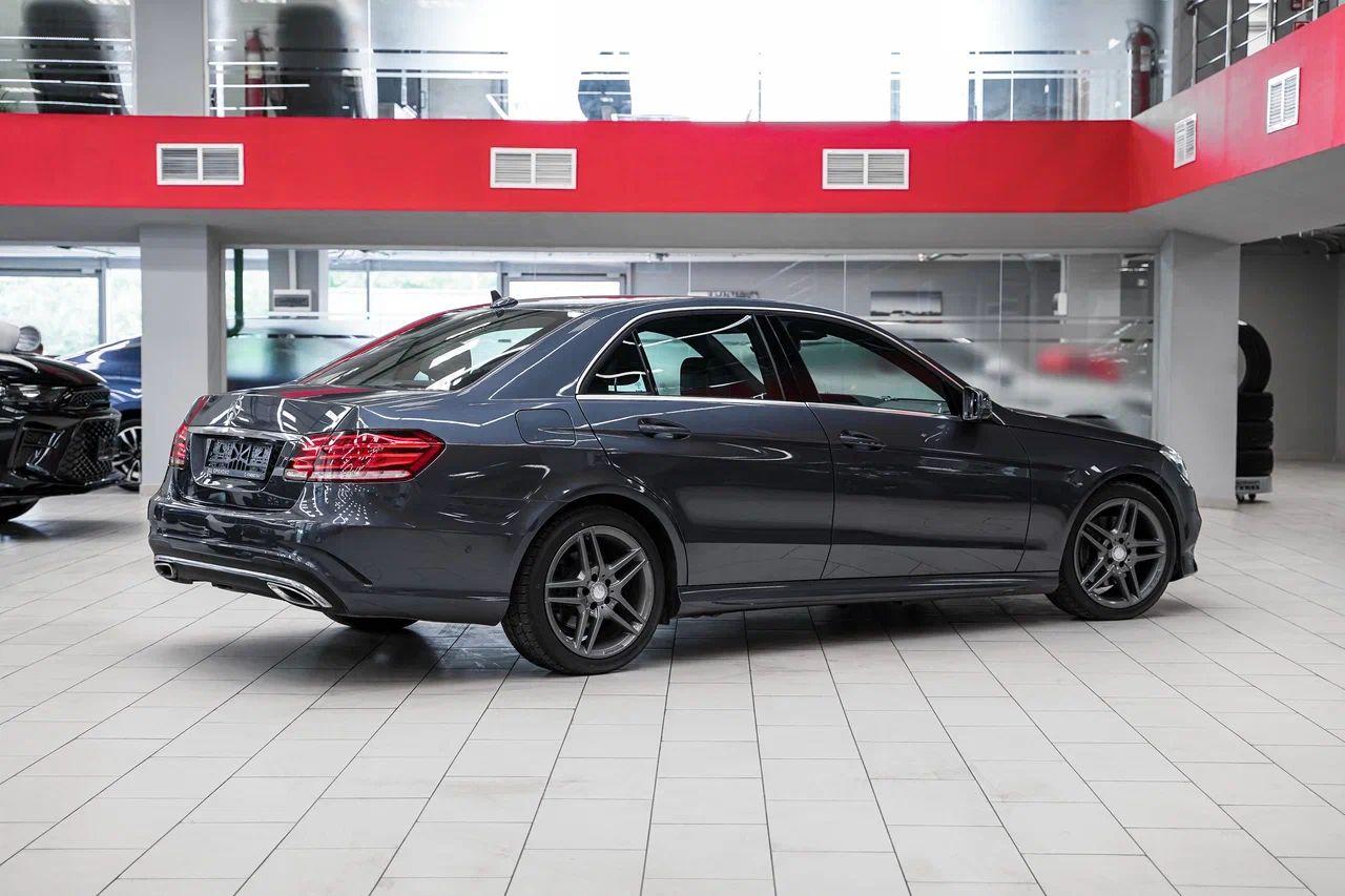 Mercedes-Benz E-Класс 2014, синий, ДЦ Орехово