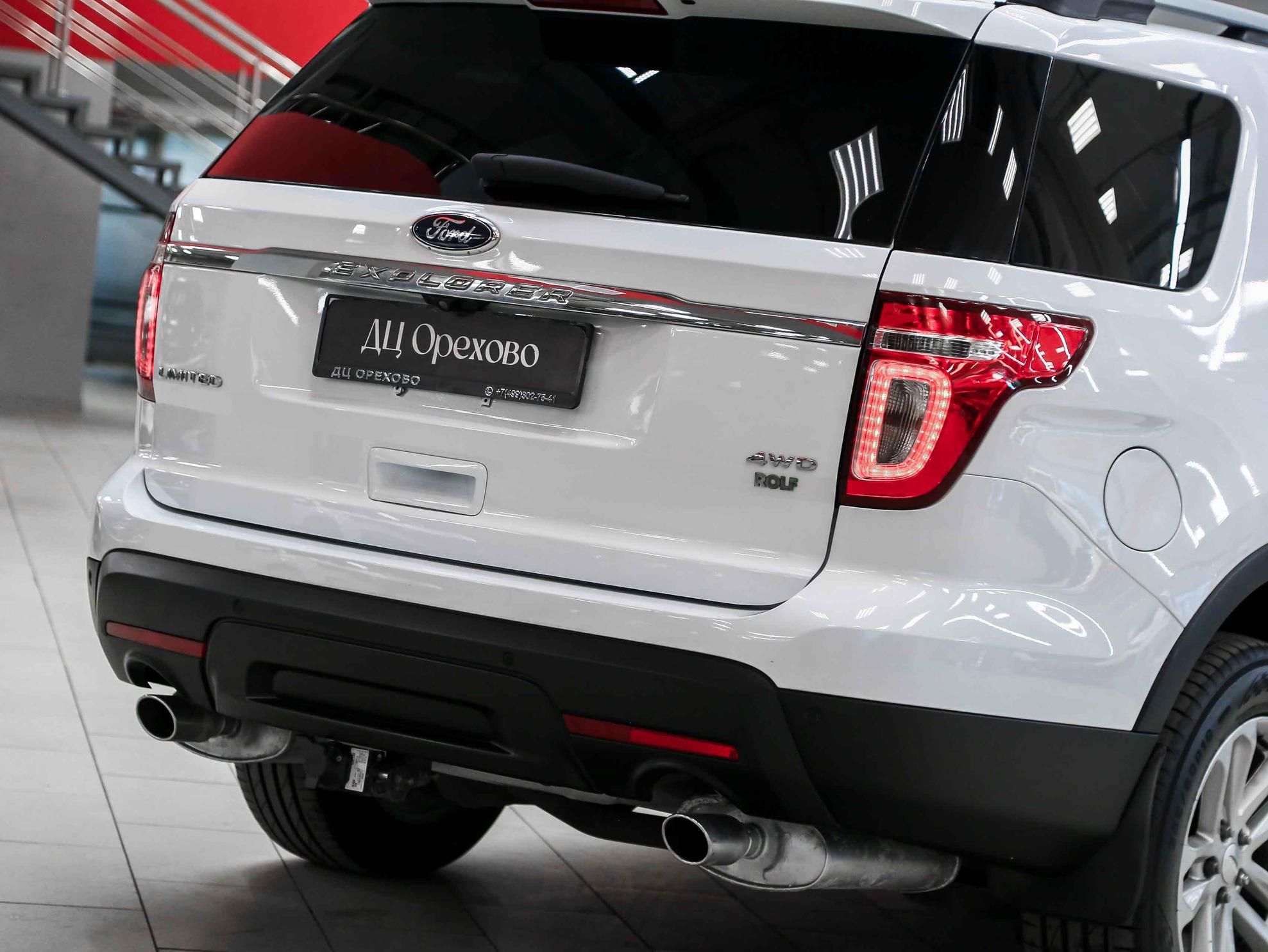 Ford Explorer 2014, белый, ДЦ Орехово