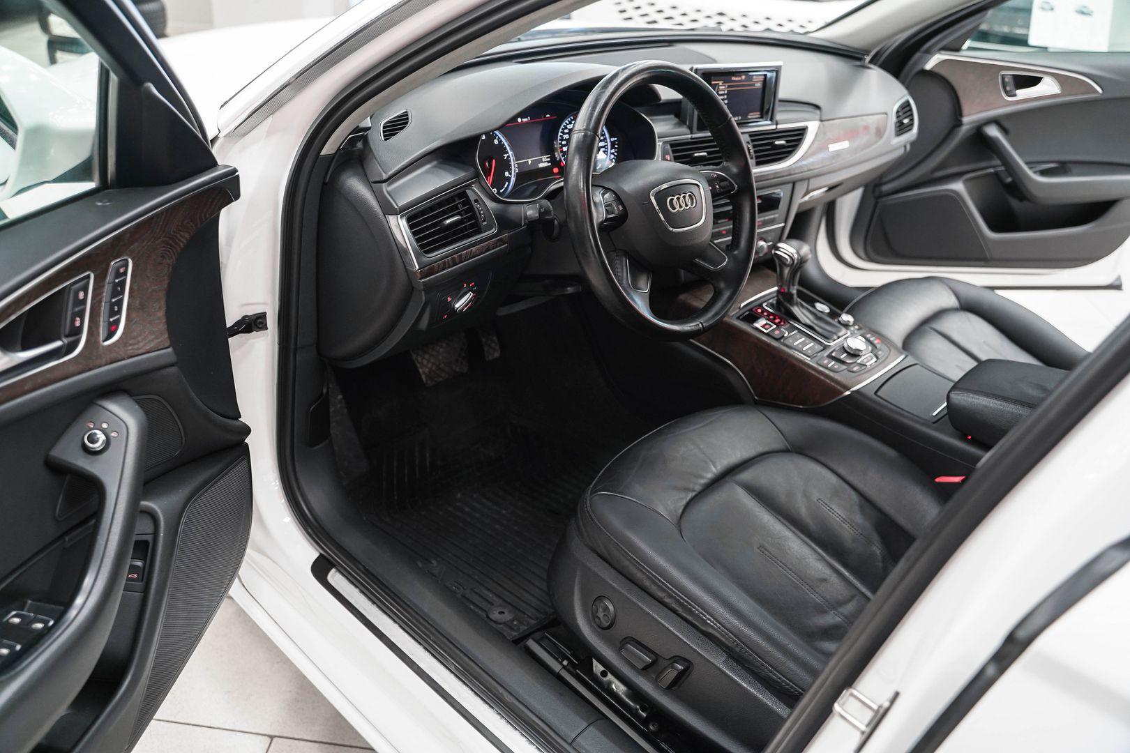 Audi A6 2012, белый, ДЦ Орехово