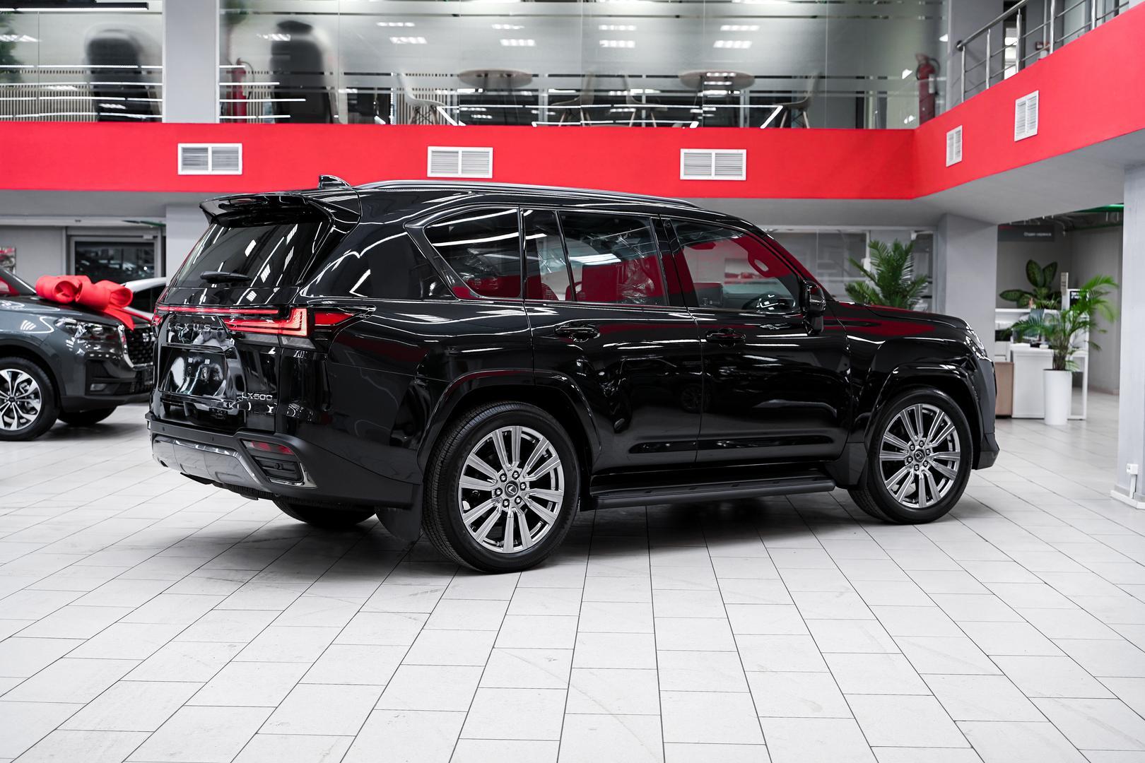 Lexus LX 2025, черный, ДЦ Орехово