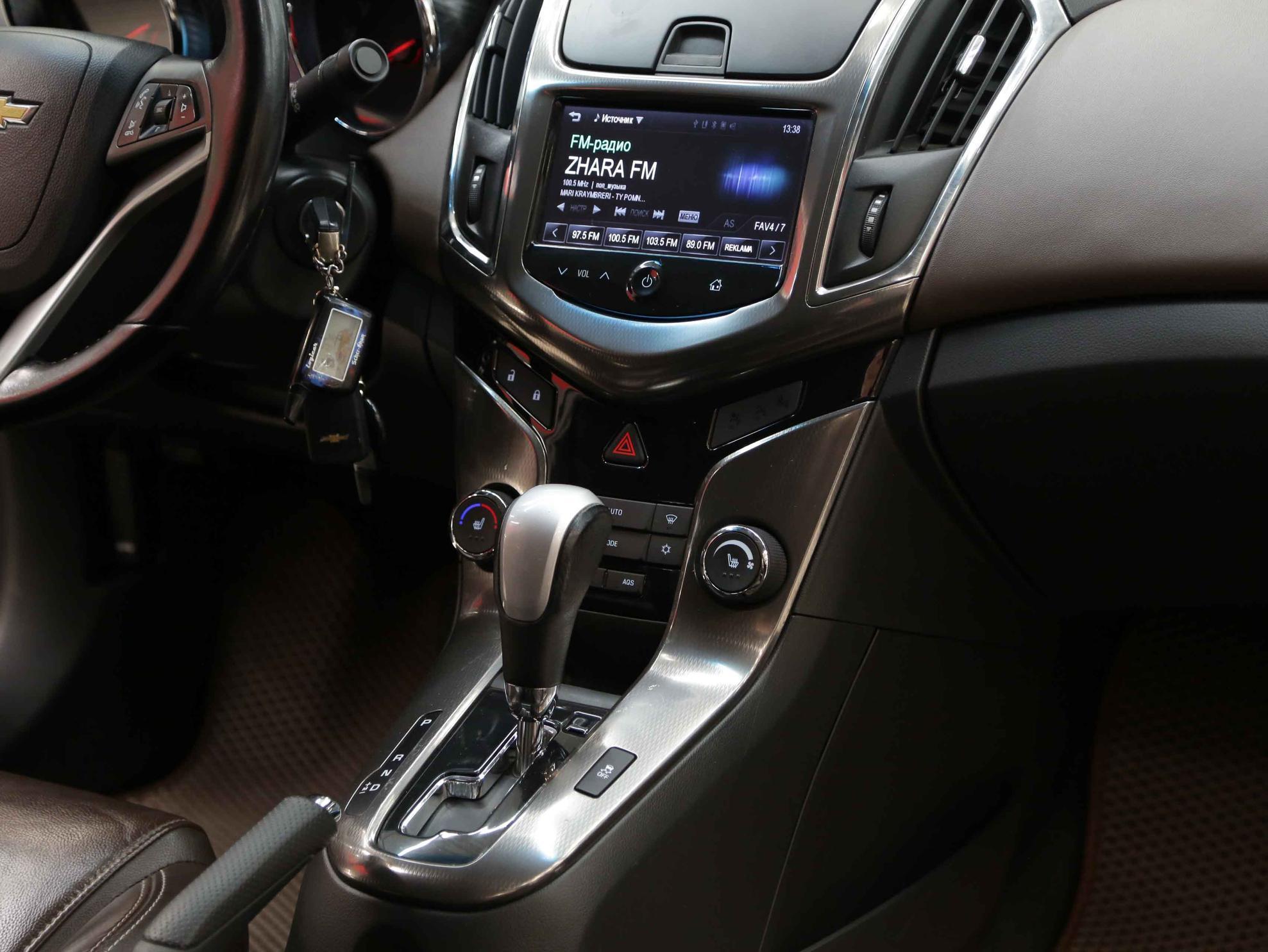 Chevrolet Cruze 2014, коричневый, ДЦ Орехово