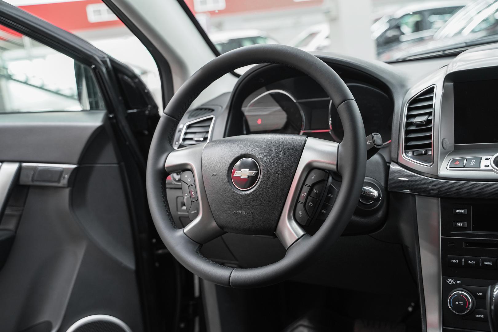 Chevrolet Captiva 2015, черный, ДЦ Орехово
