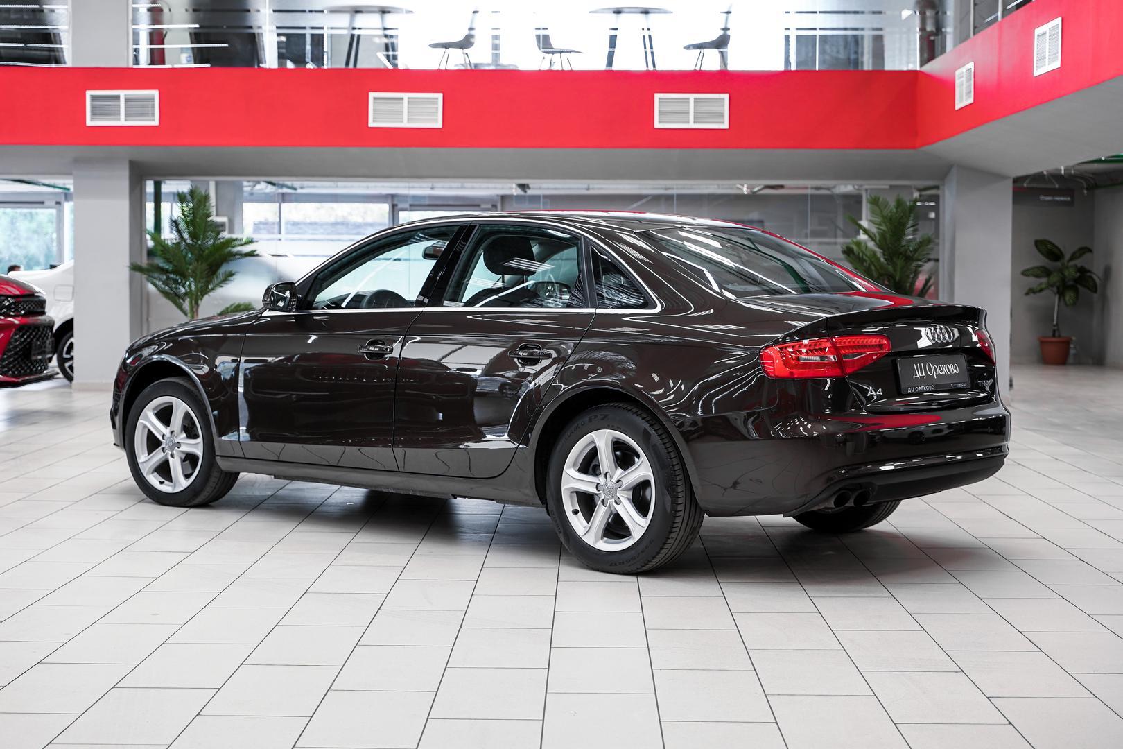 Audi A4 2013, коричневый, ДЦ Орехово