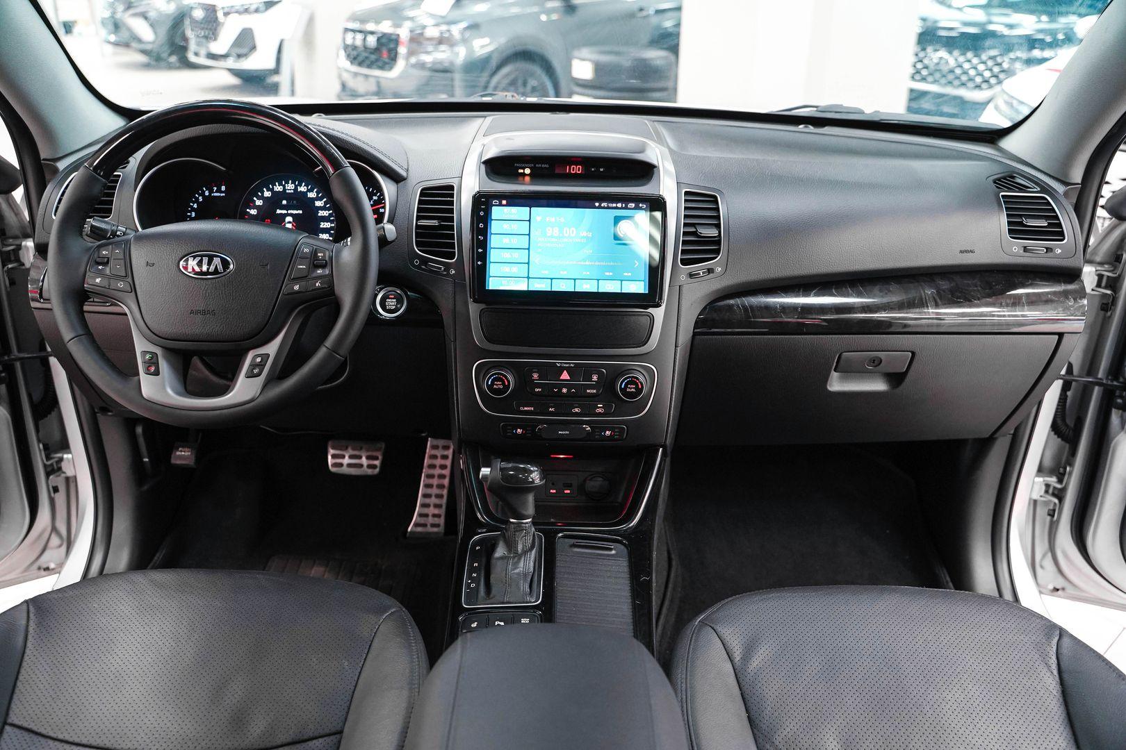 Kia Sorento 2013, серебряный, ДЦ Орехово