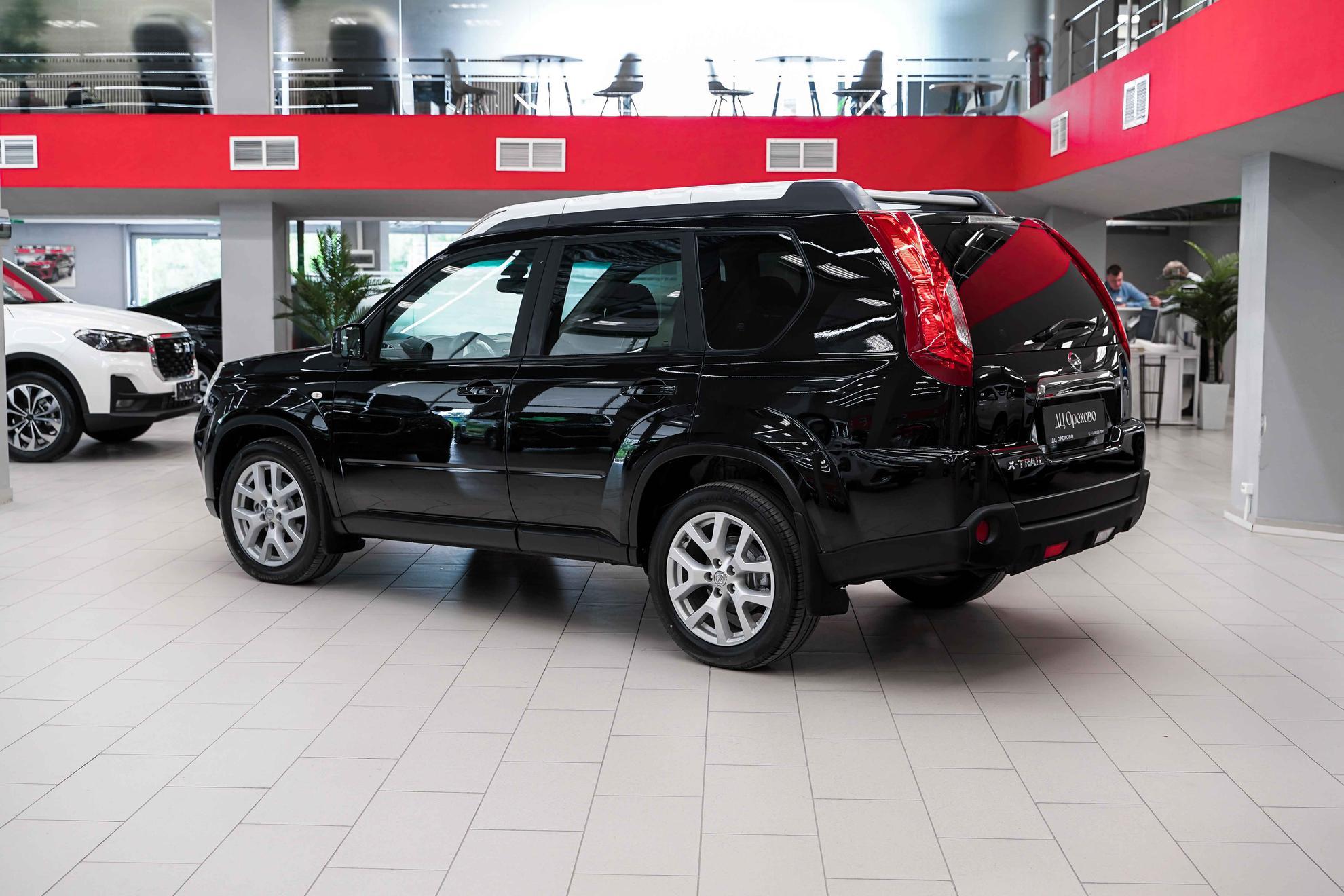 Nissan X-Trail 2011, черный, ДЦ Орехово