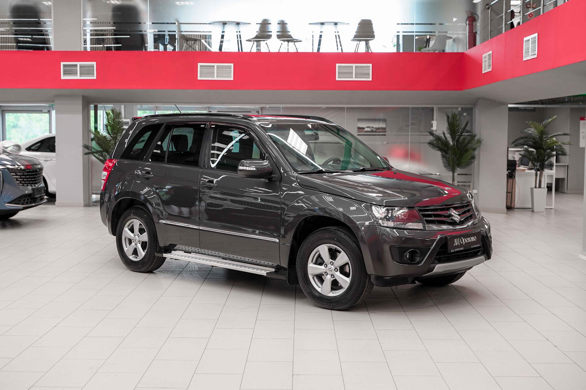 Suzuki Grand Vitara 2013, серый, ДЦ Орехово