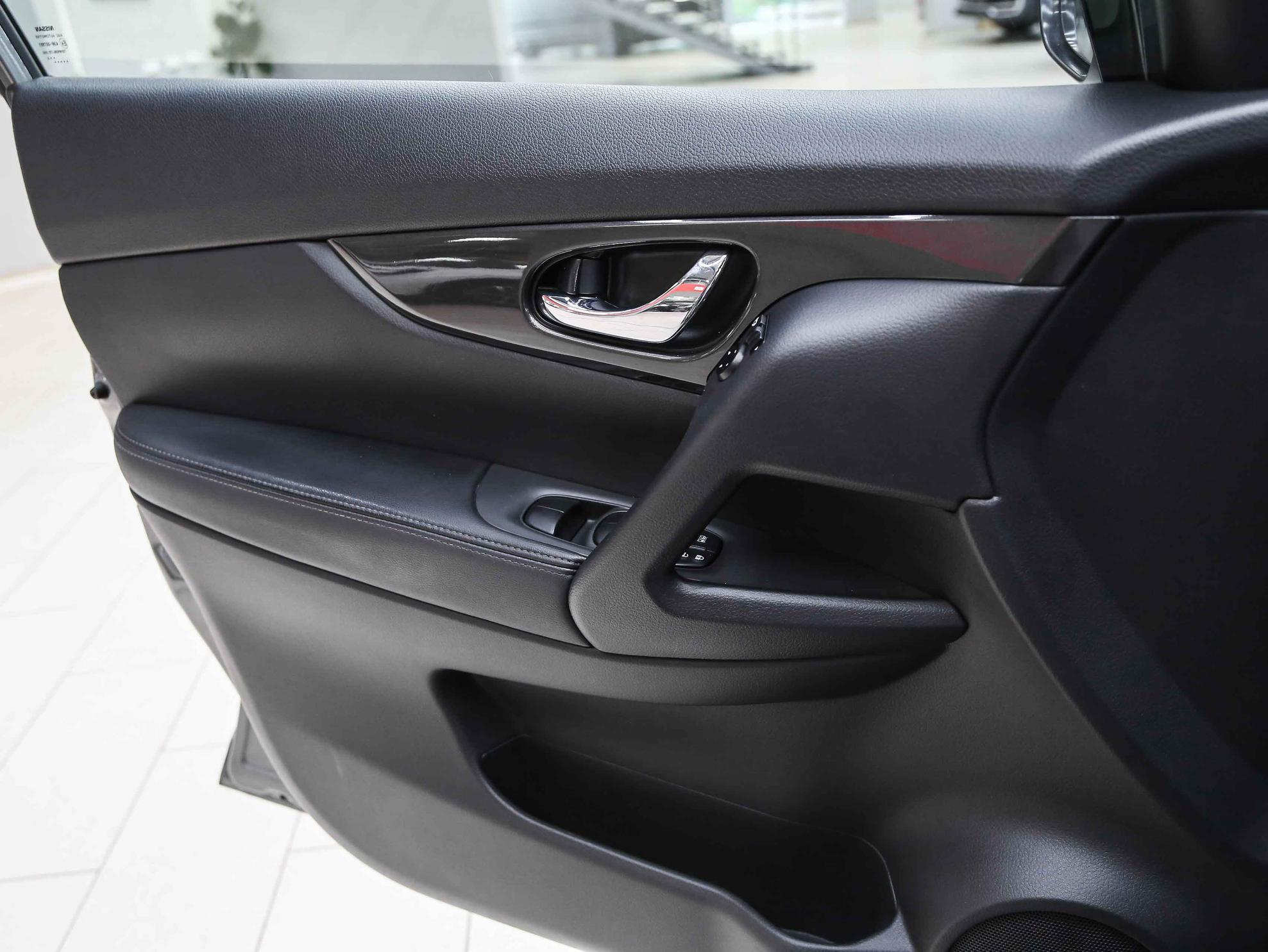 Nissan X-Trail 2019, серый, ДЦ Орехово