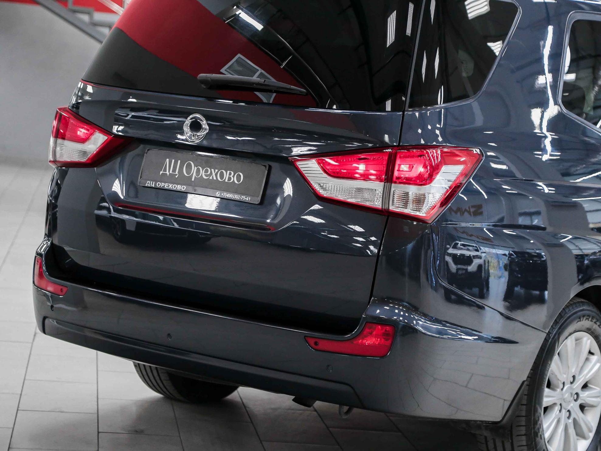 SsangYong Stavic 2013, серый, ДЦ Орехово