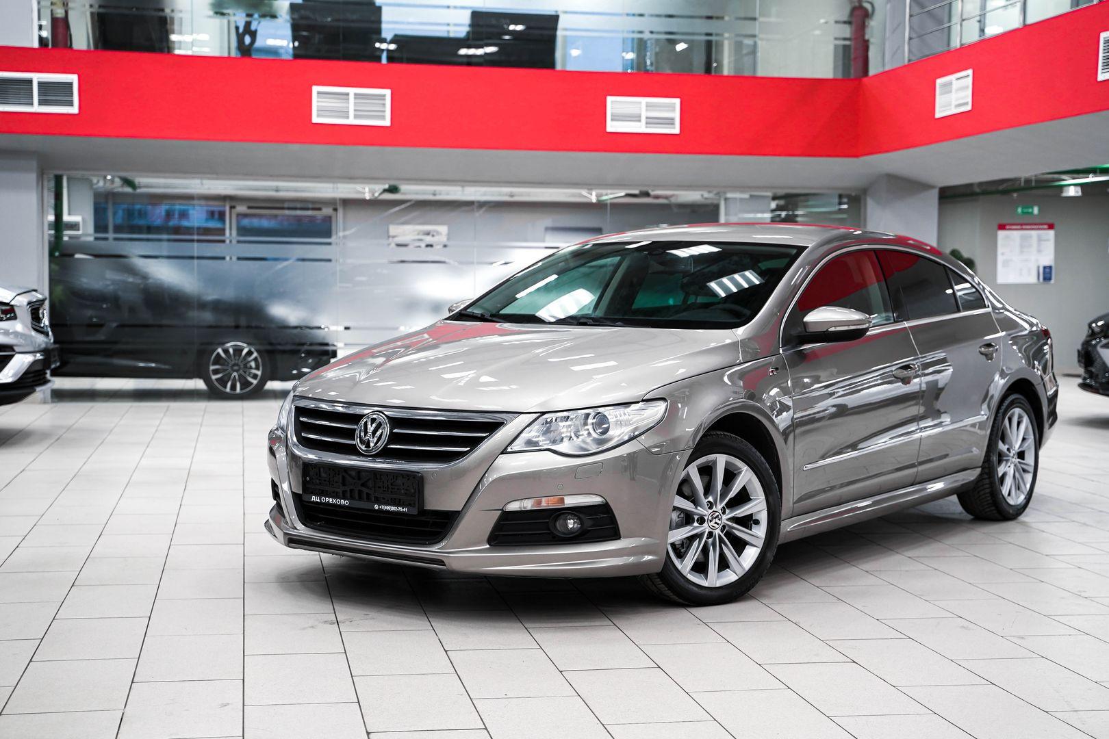 Volkswagen Passat CC 2010, бежевый, ДЦ Орехово