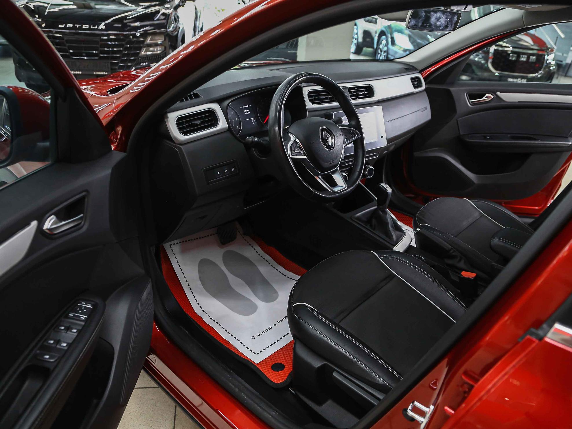 Renault Arkana 2020, красный, ДЦ Орехово