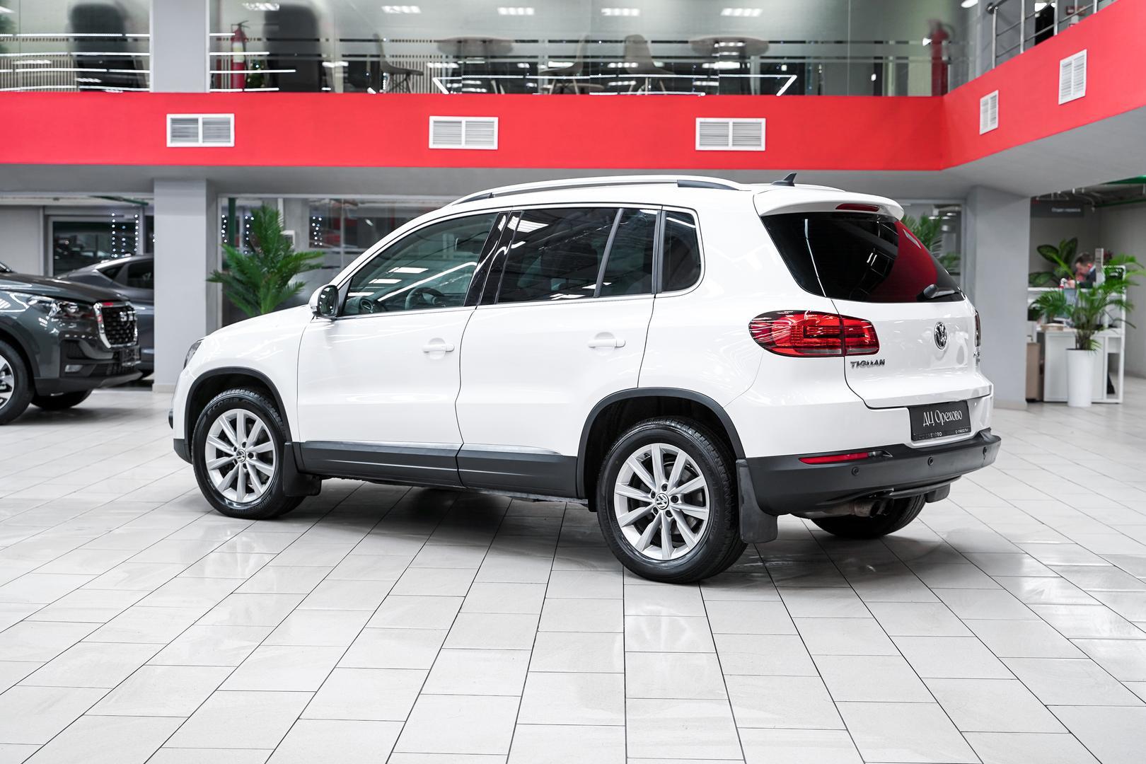 Volkswagen Tiguan 2013, белый, ДЦ Орехово