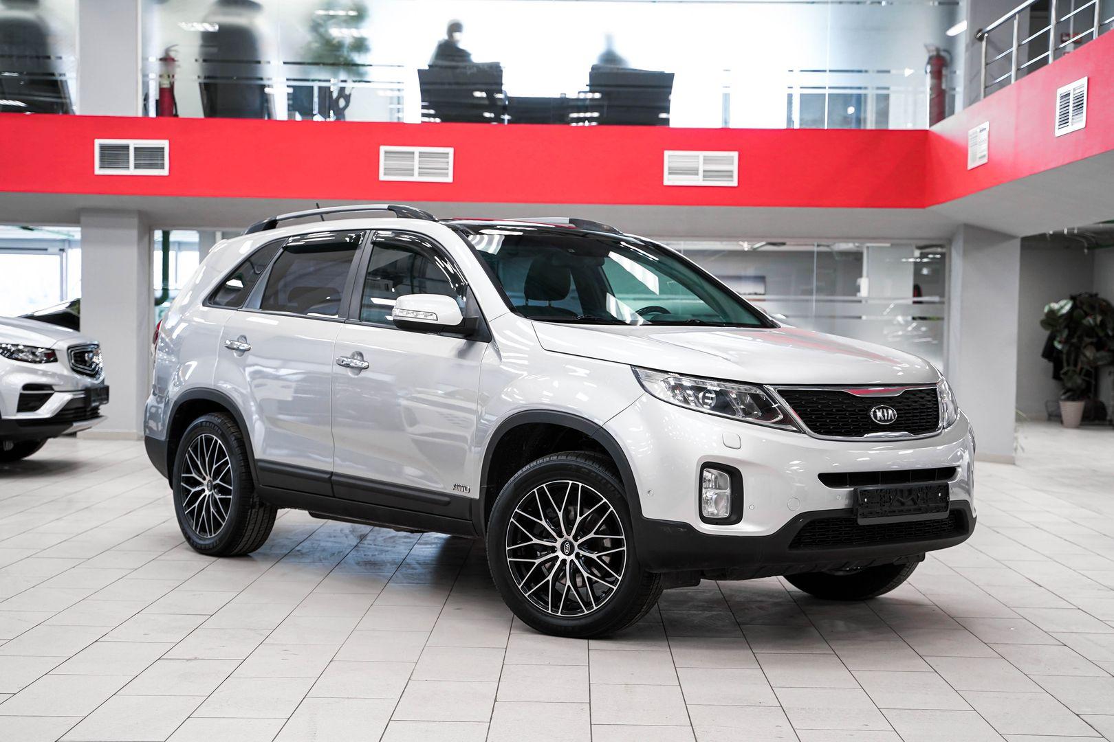 Kia Sorento 2013, серебряный, ДЦ Орехово