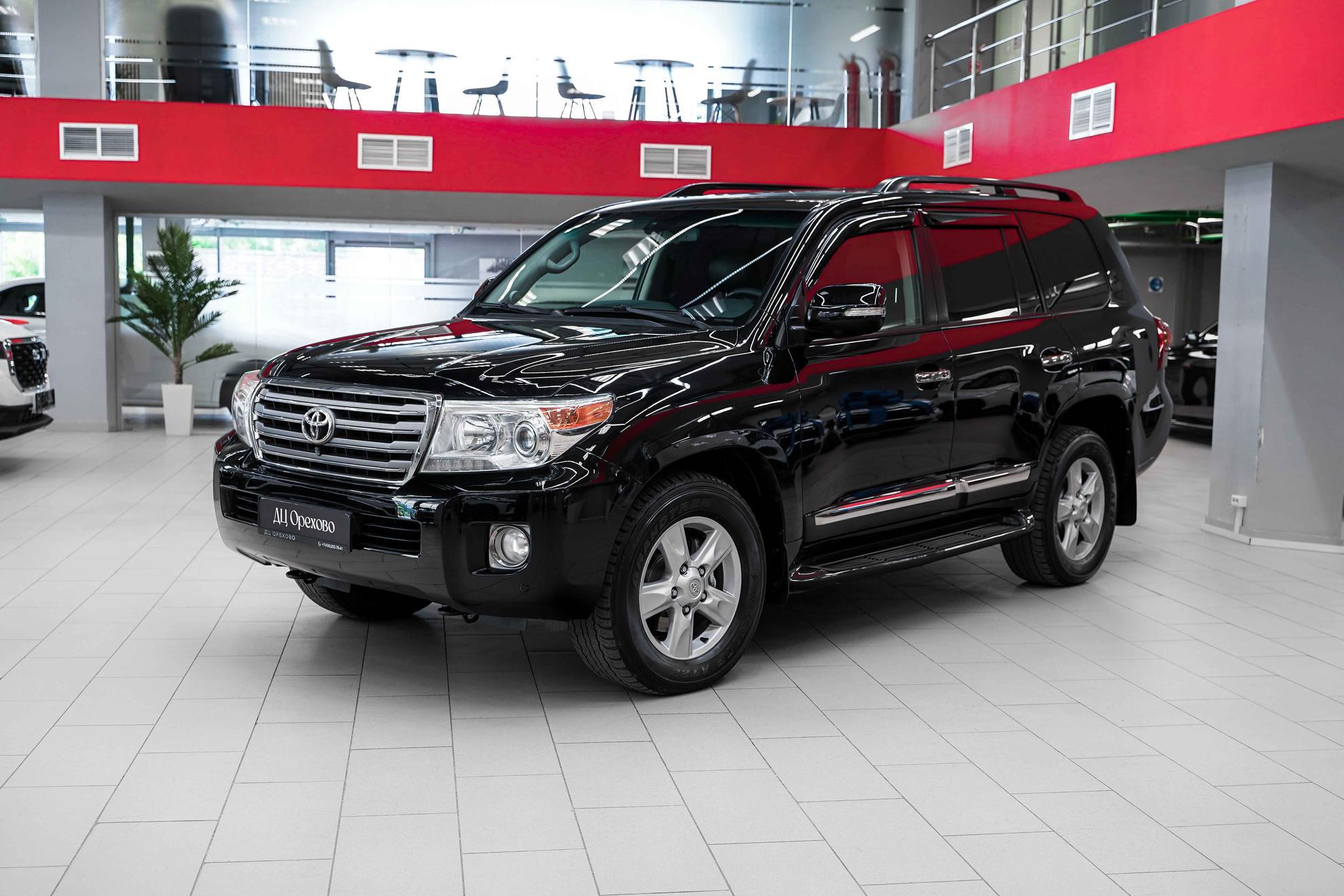 Toyota Land Cruiser 2014, черный, ДЦ Орехово