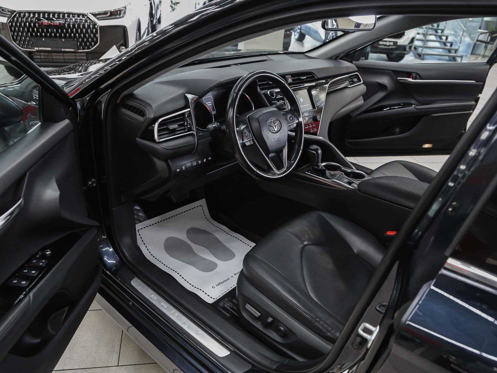 Toyota Camry 2018, синий, ДЦ Орехово