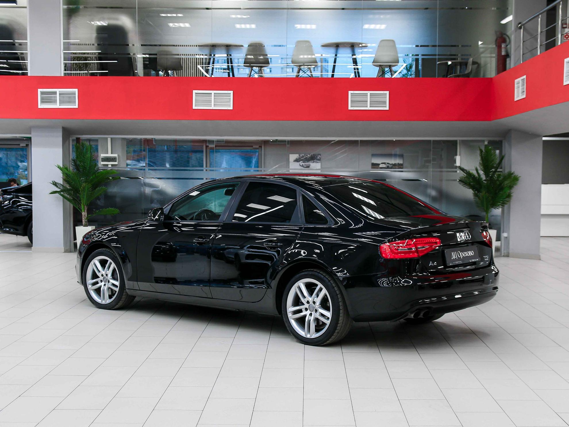 Audi A4 2013, черный, ДЦ Орехово