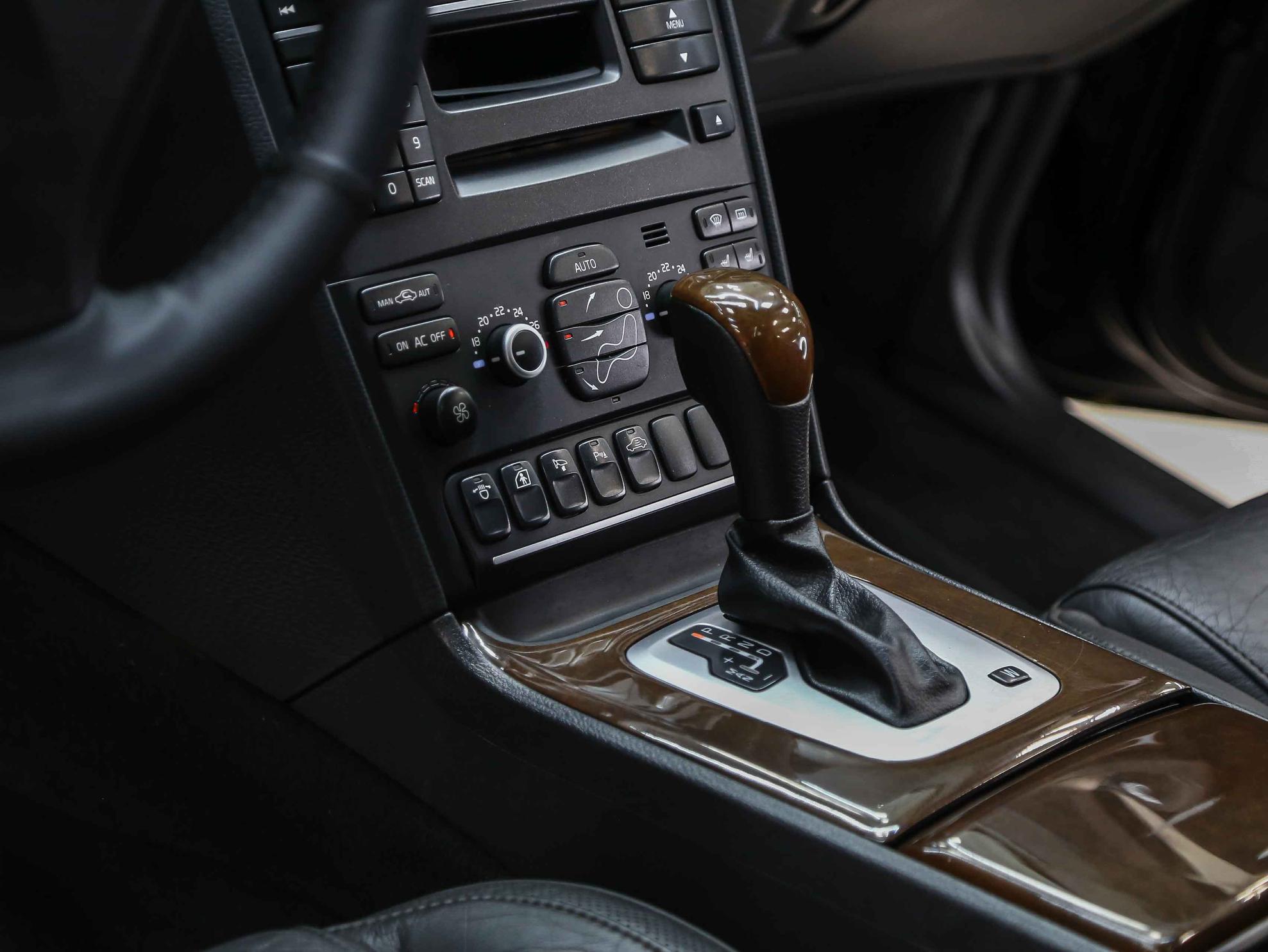 Volvo XC90 2007, черный, ДЦ Орехово