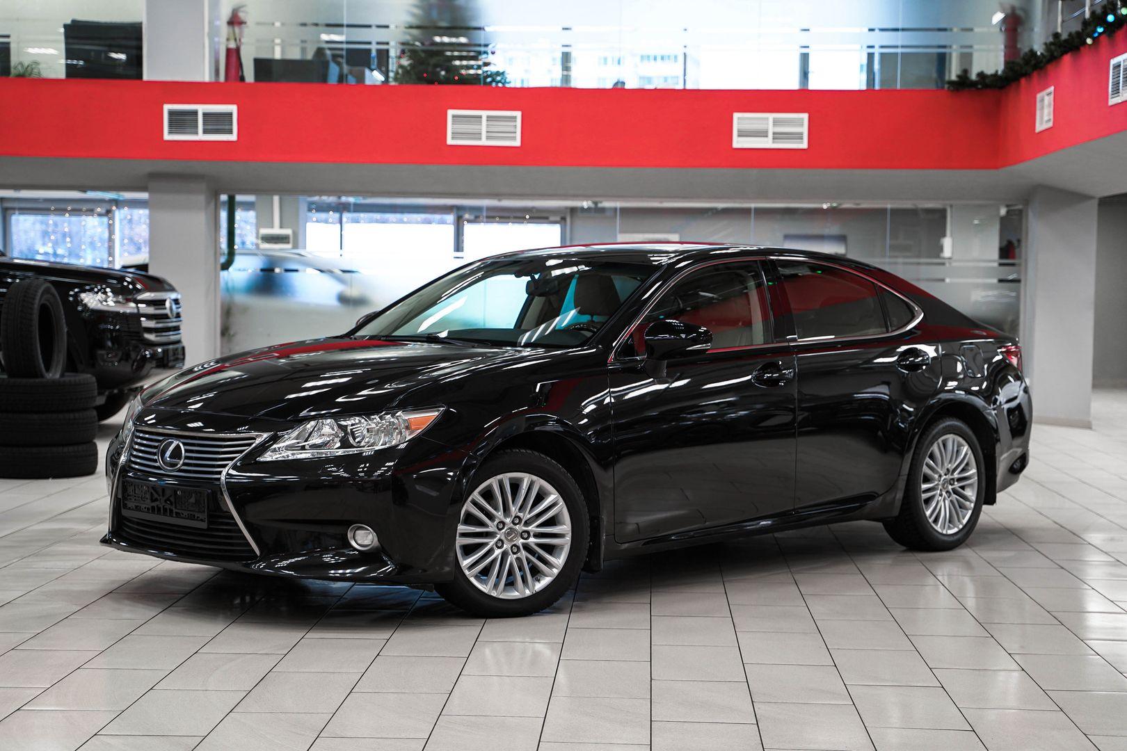 Lexus ES 2014, черный, ДЦ Орехово
