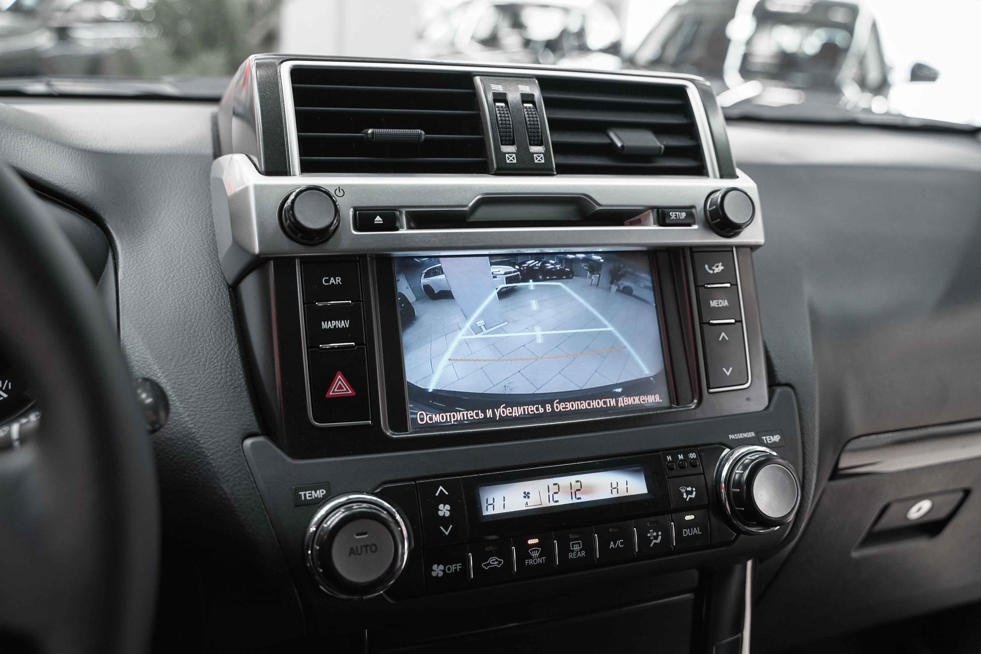 Toyota Land Cruiser Prado 2013, черный, ДЦ Орехово