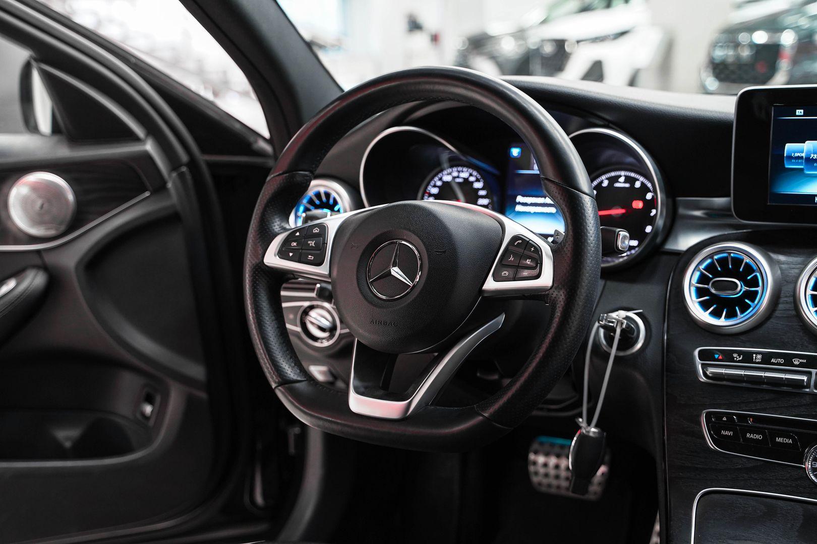 Mercedes-Benz C-Класс 2016, черный, ДЦ Орехово