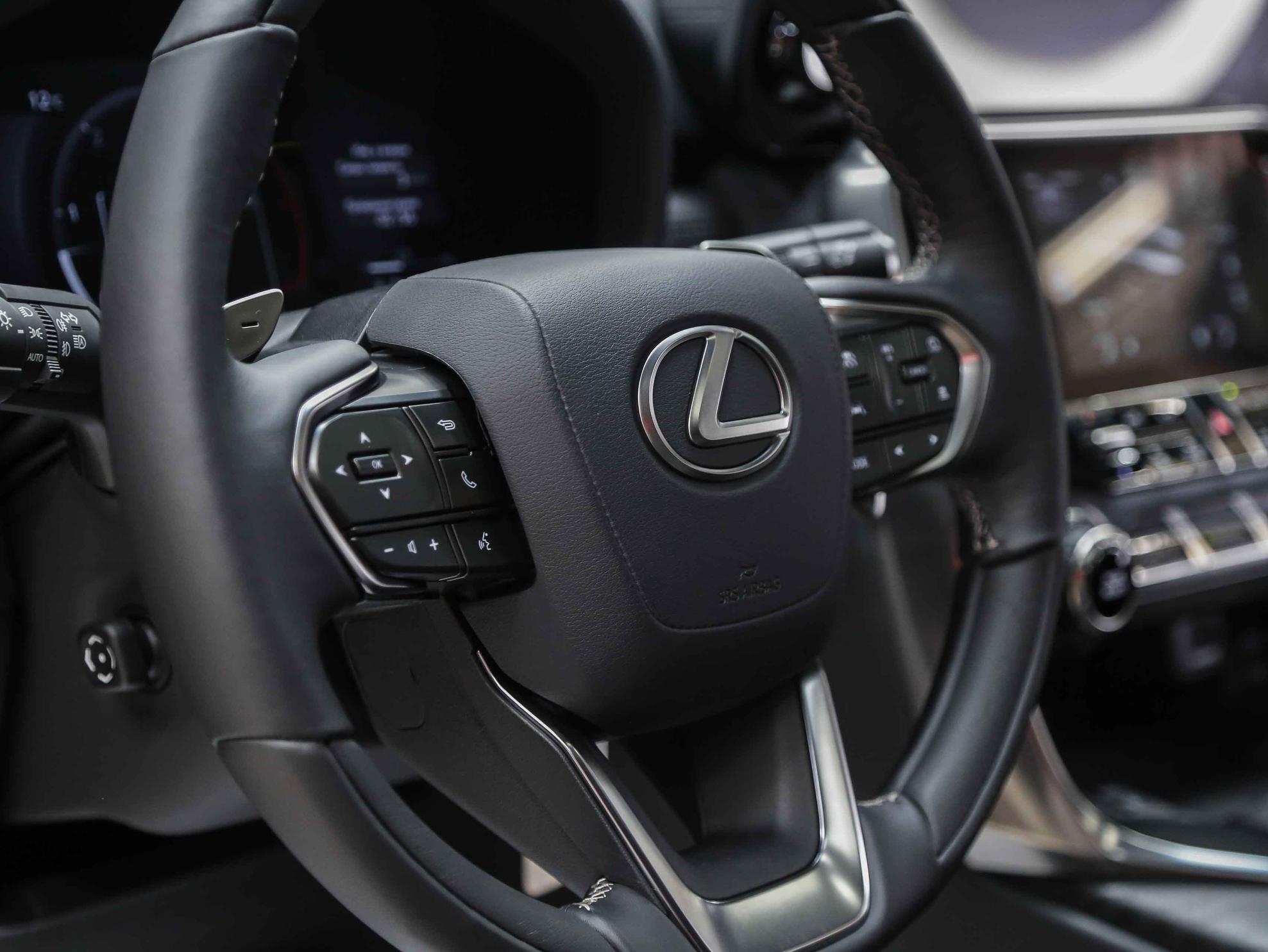 Lexus LX 2026, черный, ДЦ Орехово