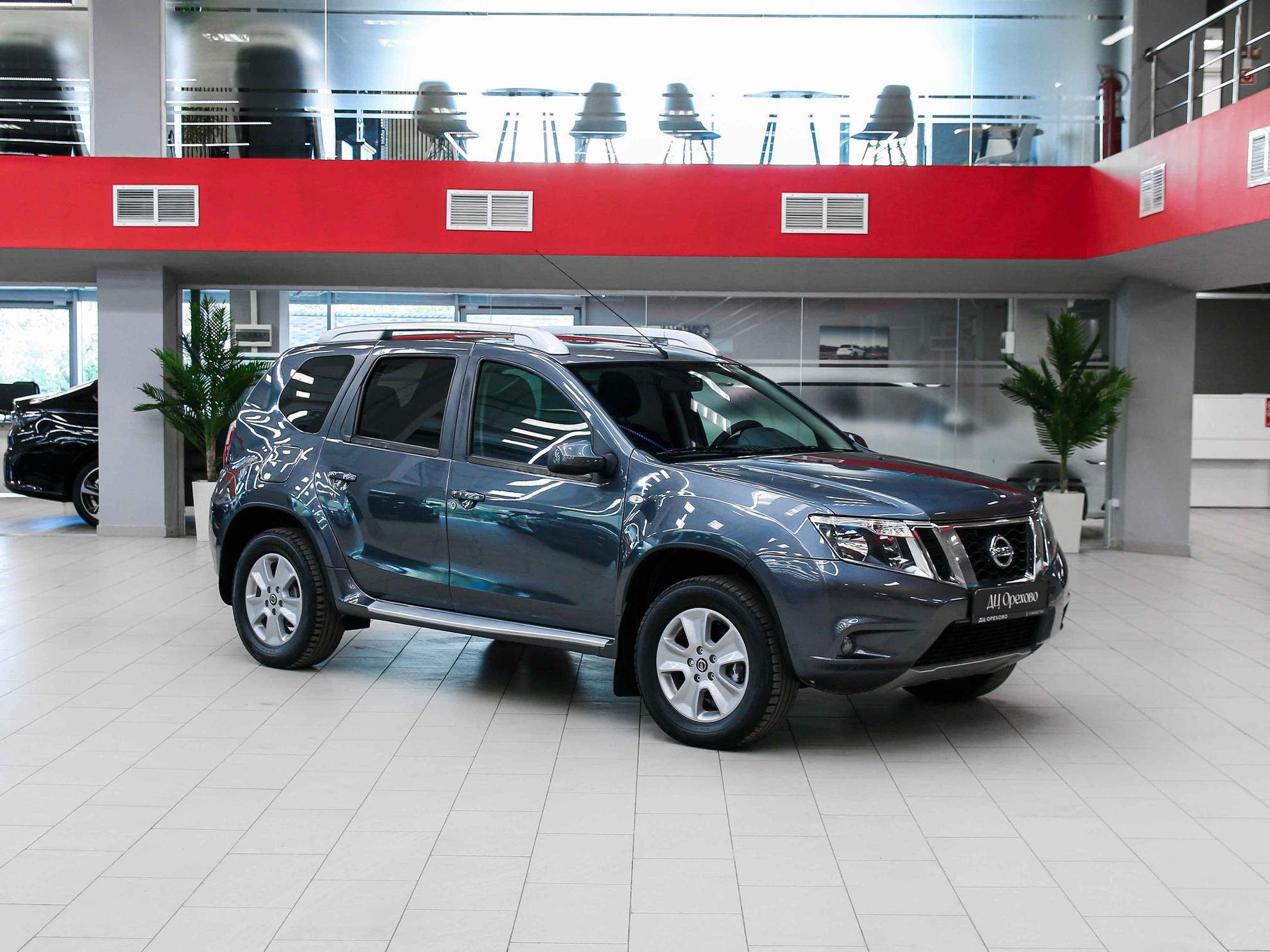 Nissan Terrano 2018, серый, ДЦ Орехово
