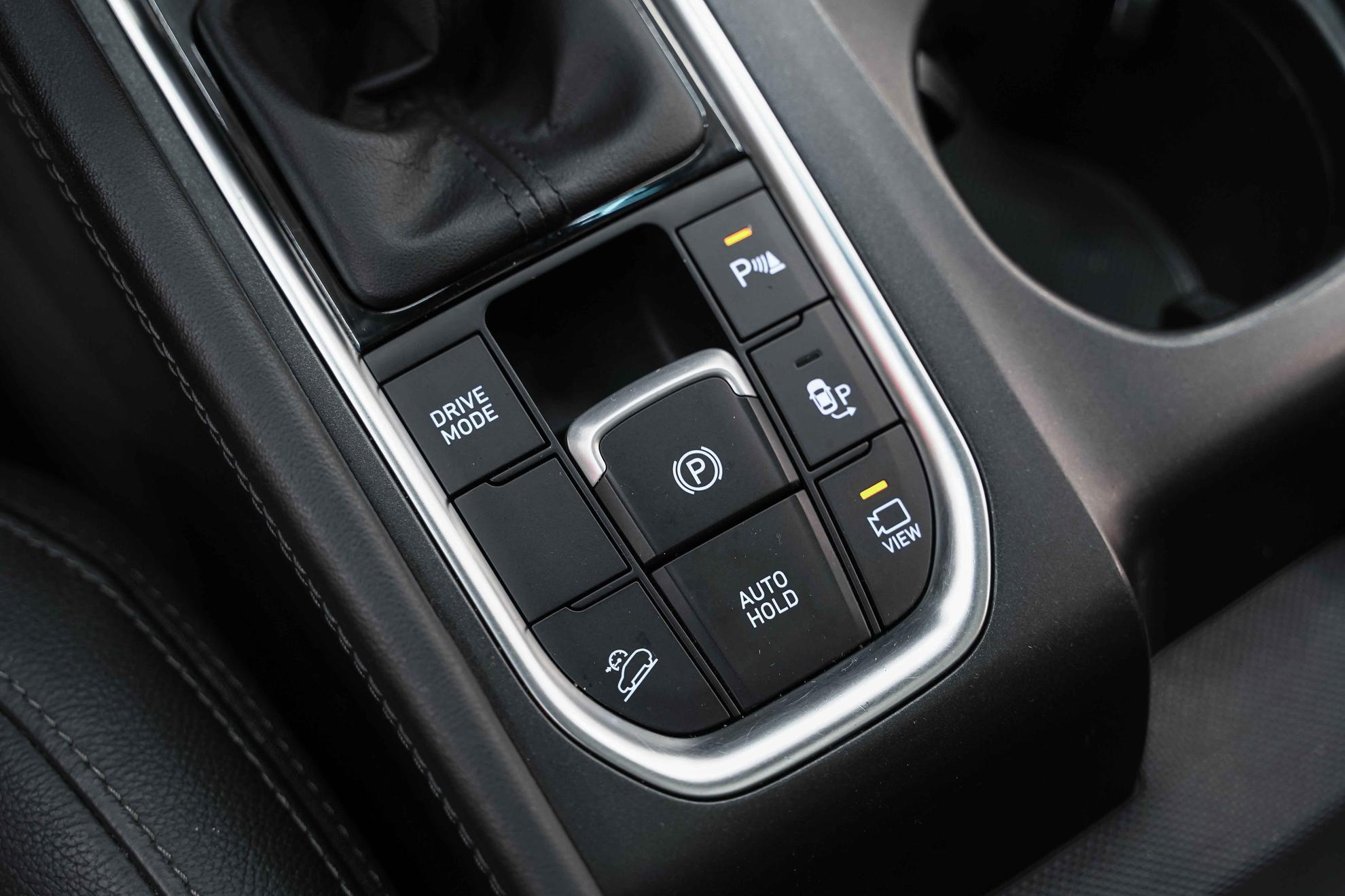 Hyundai Santa Fe 2018, белый, ДЦ Орехово