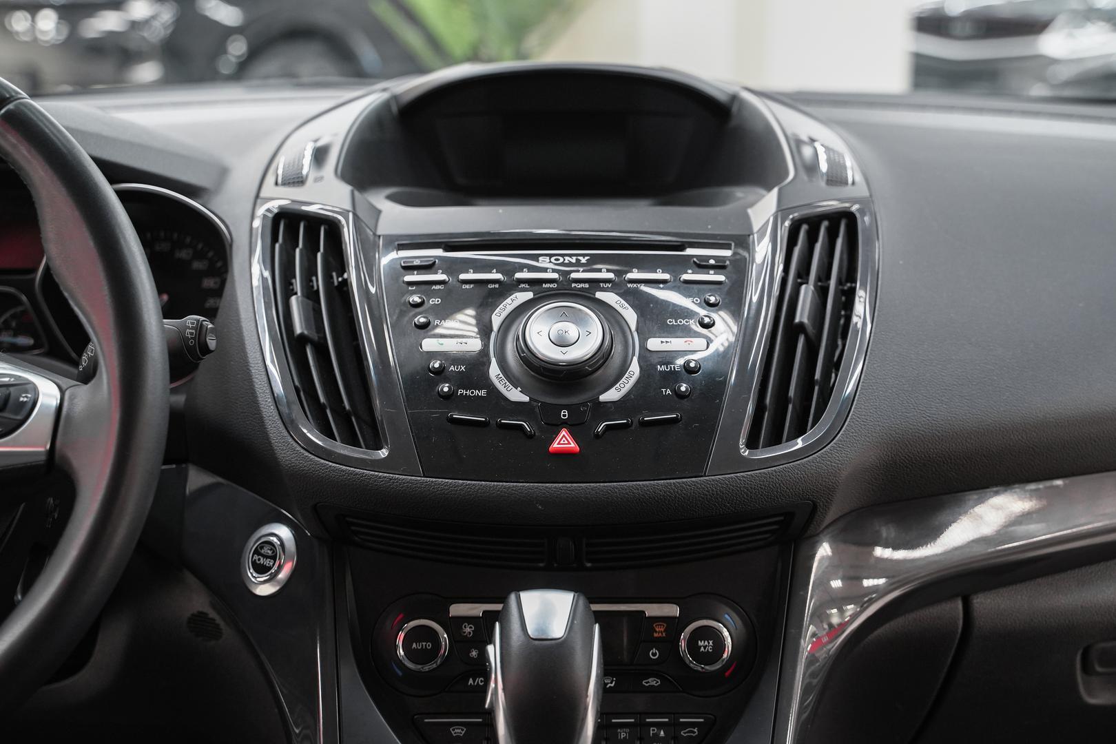 Ford Kuga 2013, зеленый, ДЦ Орехово