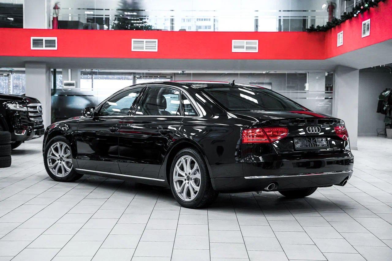 Audi A8 2011, черный, ДЦ Орехово