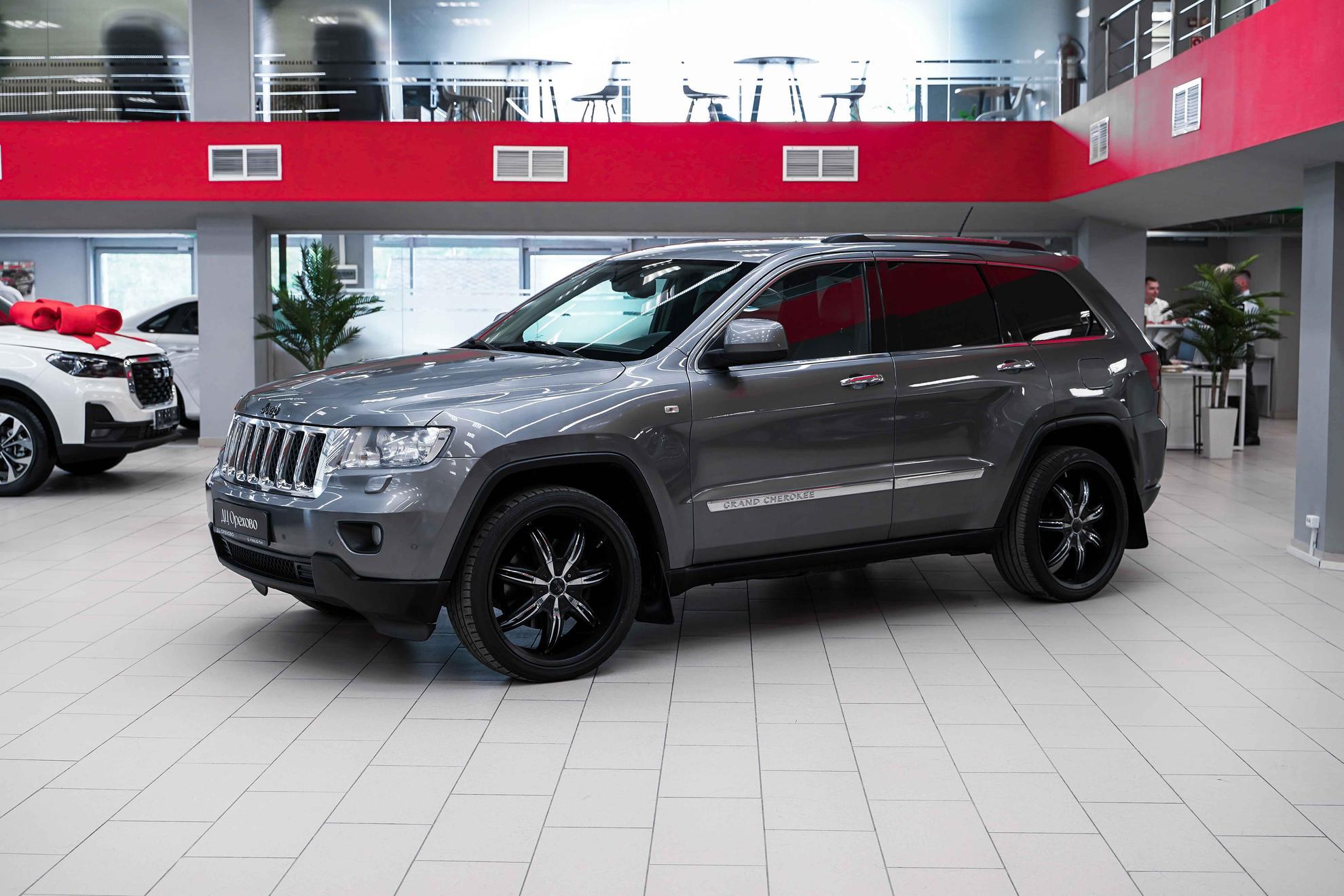 Jeep Grand Cherokee 2012, серый, ДЦ Орехово