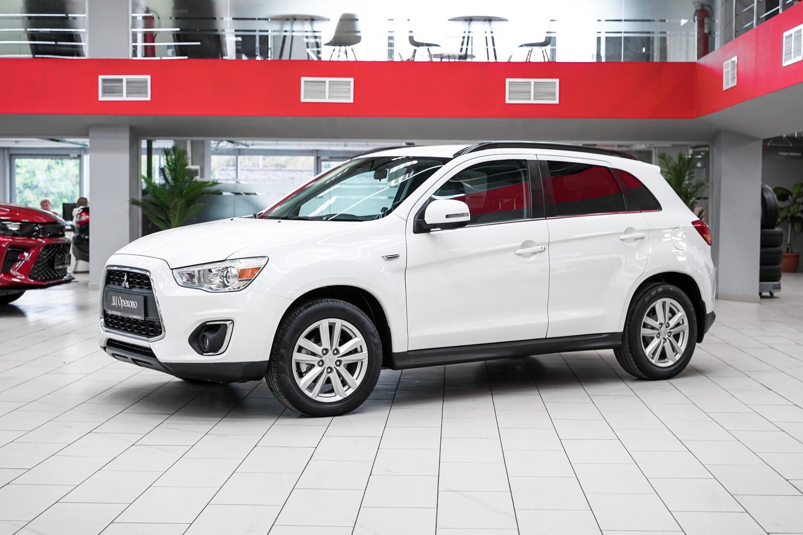 Mitsubishi ASX 2013, белый, ДЦ Орехово